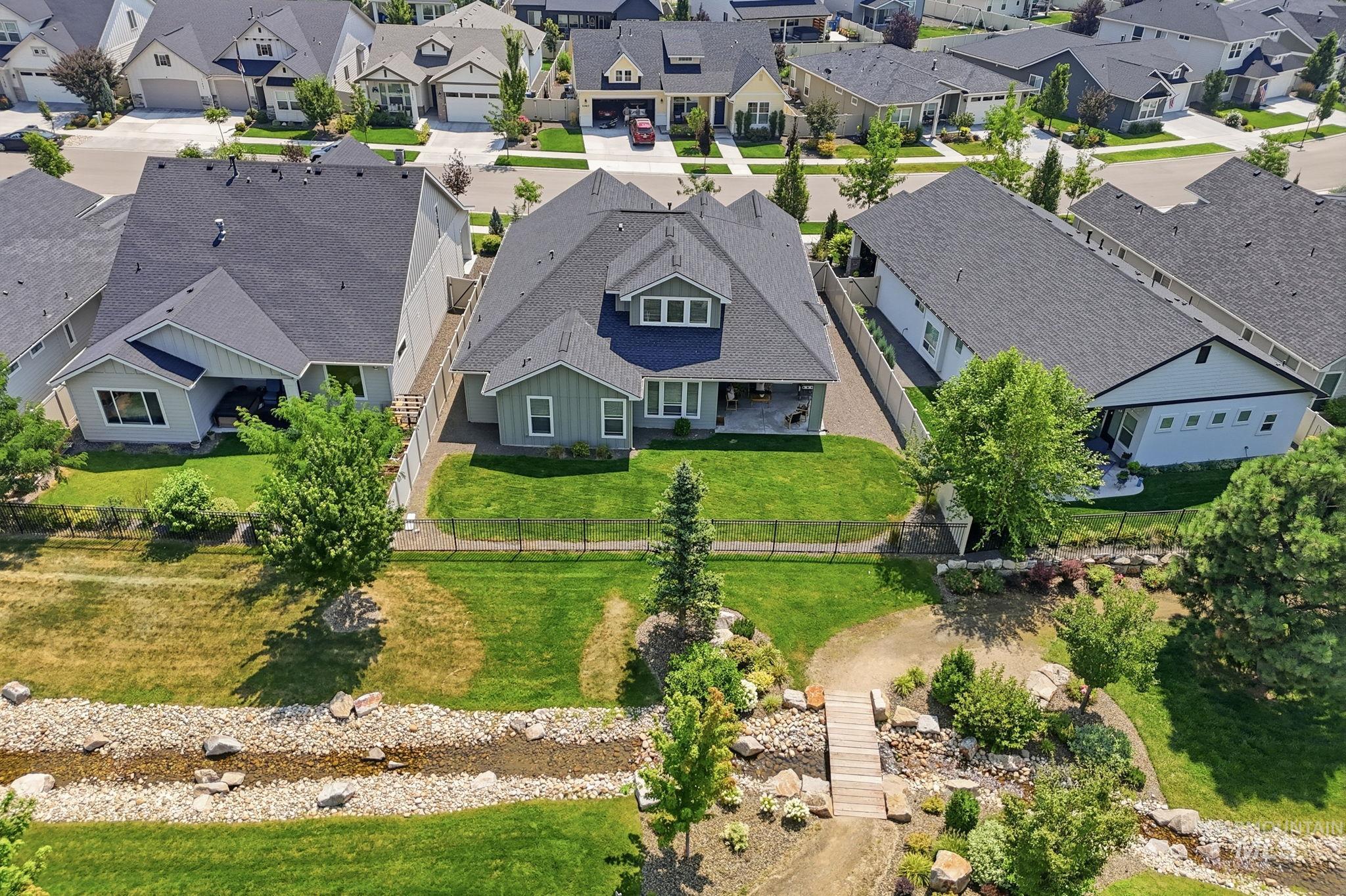 11462 W Heliopsis Dr, Star, Idaho 83669, 4 Bedrooms, 3 Bathrooms, Residential For Sale, Price $718,000,MLS 98996414
