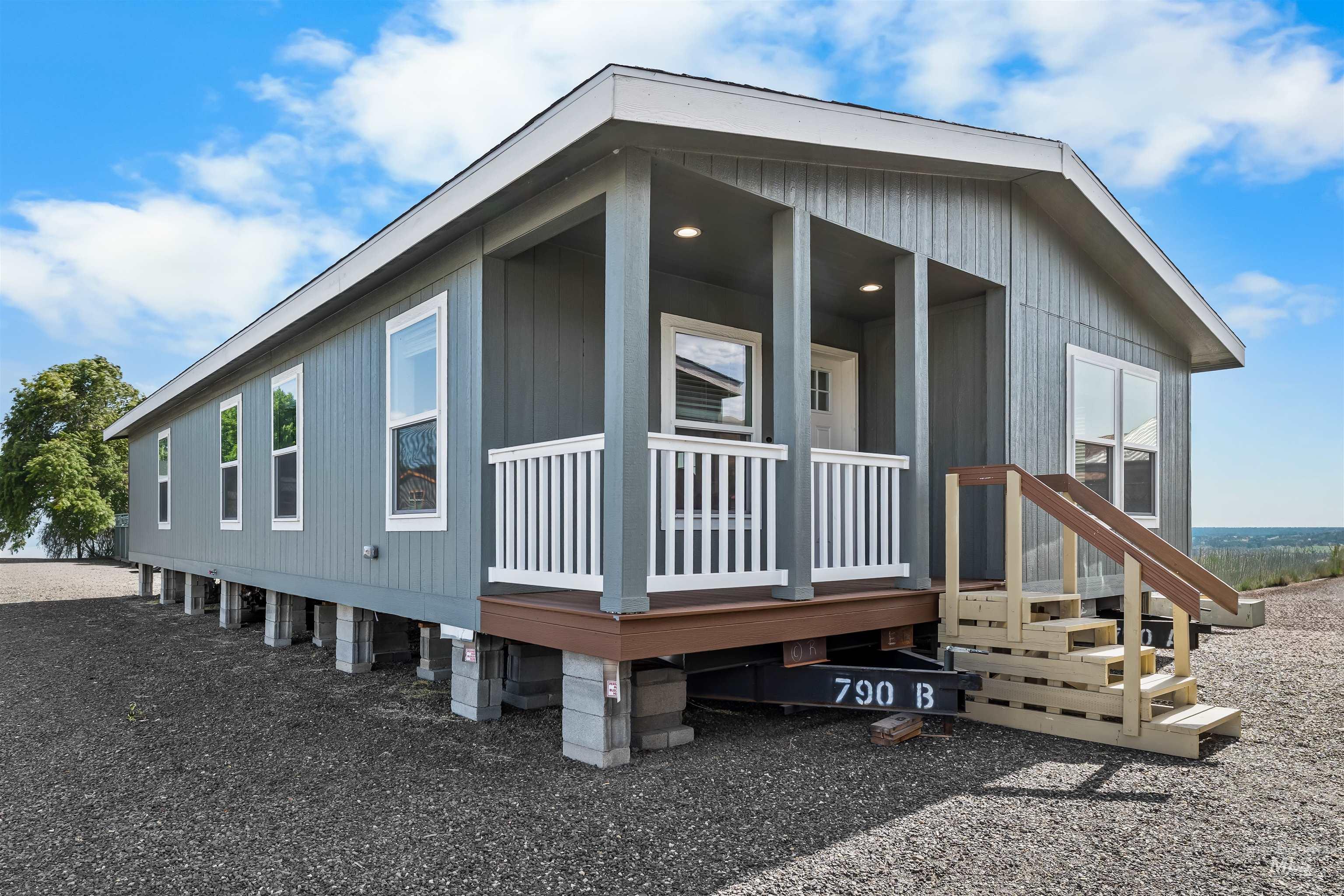 1908 King St, CottonWood, Idaho 83522, 3 Bedrooms, 2 Bathrooms, Residential For Sale, Price $295,000, 98996416