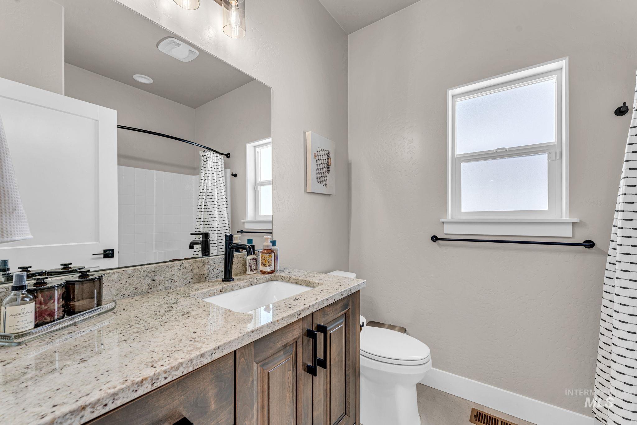 875 Emerald Drive North, Kimberly, Idaho 83341, 4 Bedrooms, 2 Bathrooms, Residential For Sale, Price $505,000,MLS 98996417