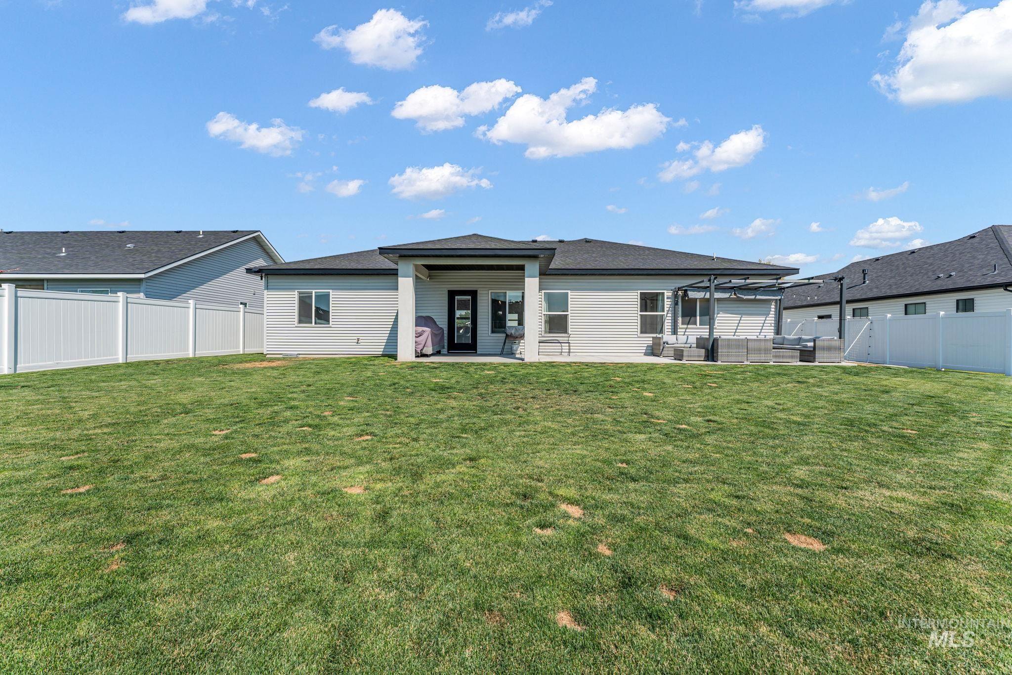875 Emerald Drive North, Kimberly, Idaho 83341, 4 Bedrooms, 2 Bathrooms, Residential For Sale, Price $505,000,MLS 98996417