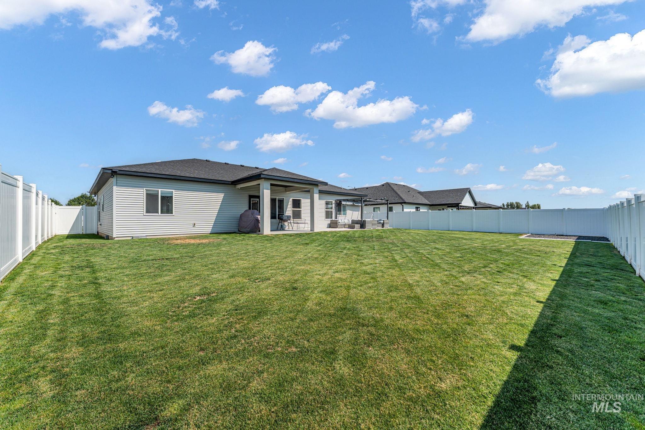 875 Emerald Drive North, Kimberly, Idaho 83341, 4 Bedrooms, 2 Bathrooms, Residential For Sale, Price $505,000,MLS 98996417