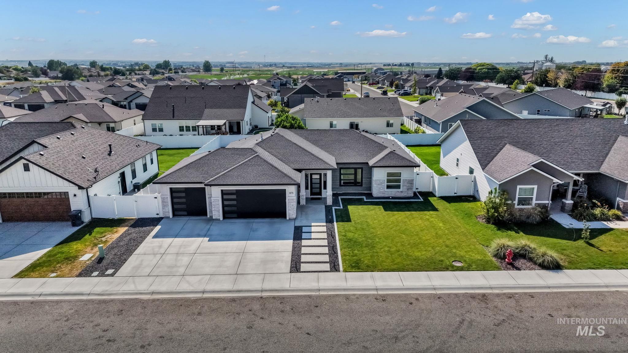 875 Emerald Drive North, Kimberly, Idaho 83341, 4 Bedrooms, 2 Bathrooms, Residential For Sale, Price $505,000,MLS 98996417