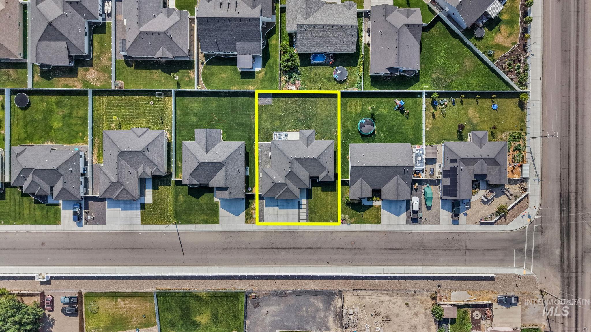 875 Emerald Drive North, Kimberly, Idaho 83341, 4 Bedrooms, 2 Bathrooms, Residential For Sale, Price $505,000,MLS 98996417
