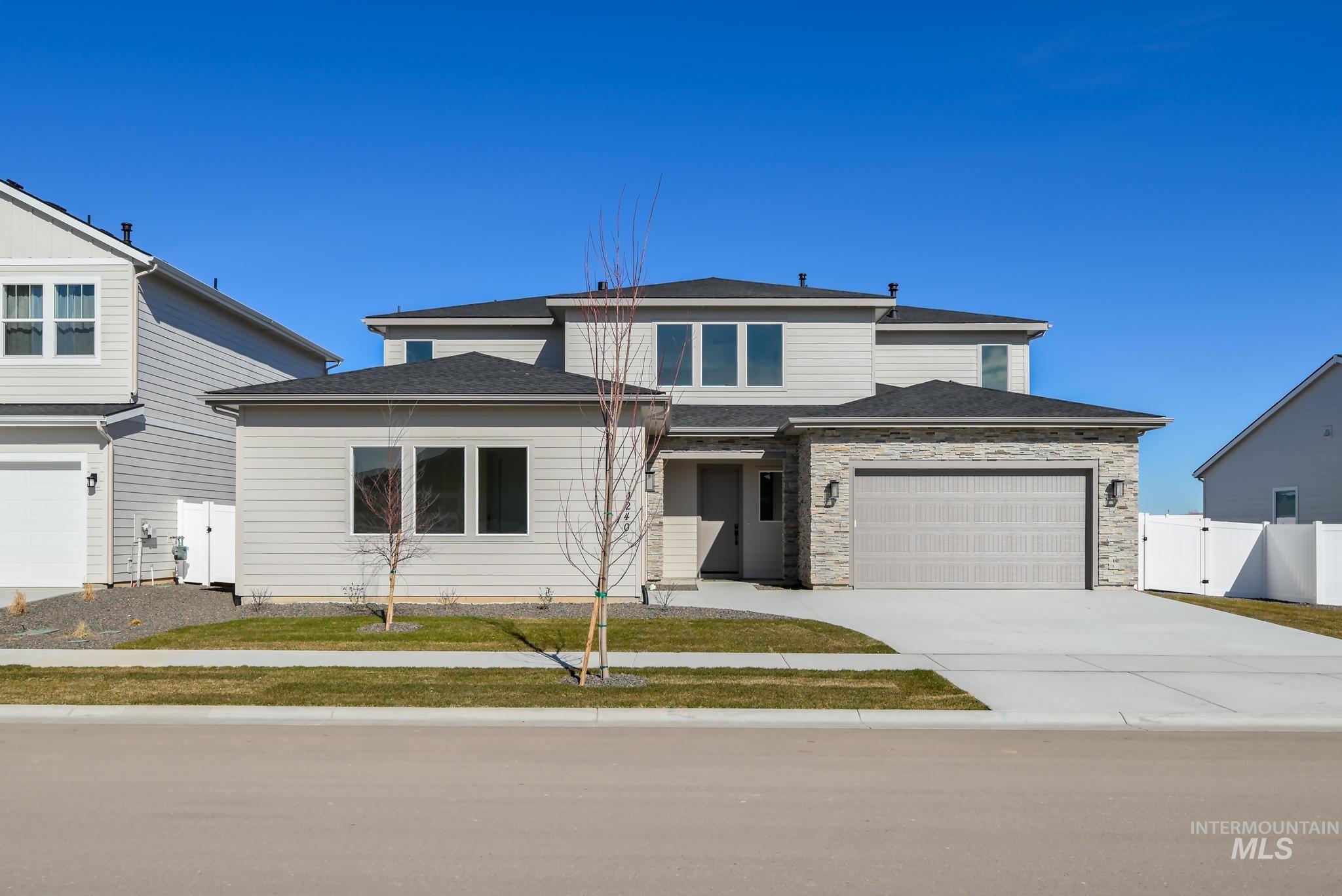 8628 W Rycroft Dr, Star, Idaho 83669, 4 Bedrooms, 3.5 Bathrooms, Residential For Sale, Price $779,000, 98996421