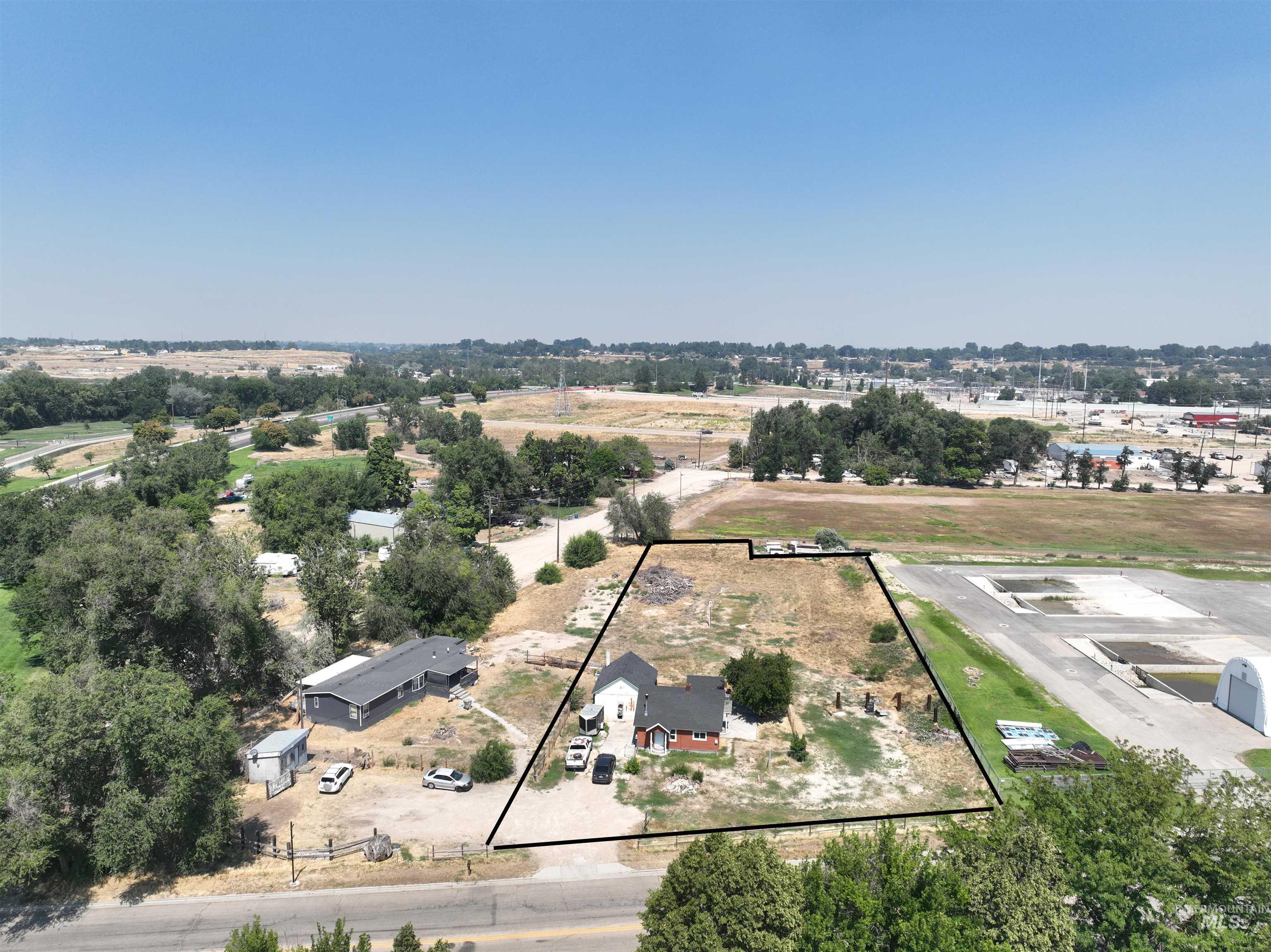 412 W Chicago, Caldwell, Idaho 83605, 3 Bedrooms, 1 Bathroom, Residential For Sale, Price $450,000,MLS 98996423