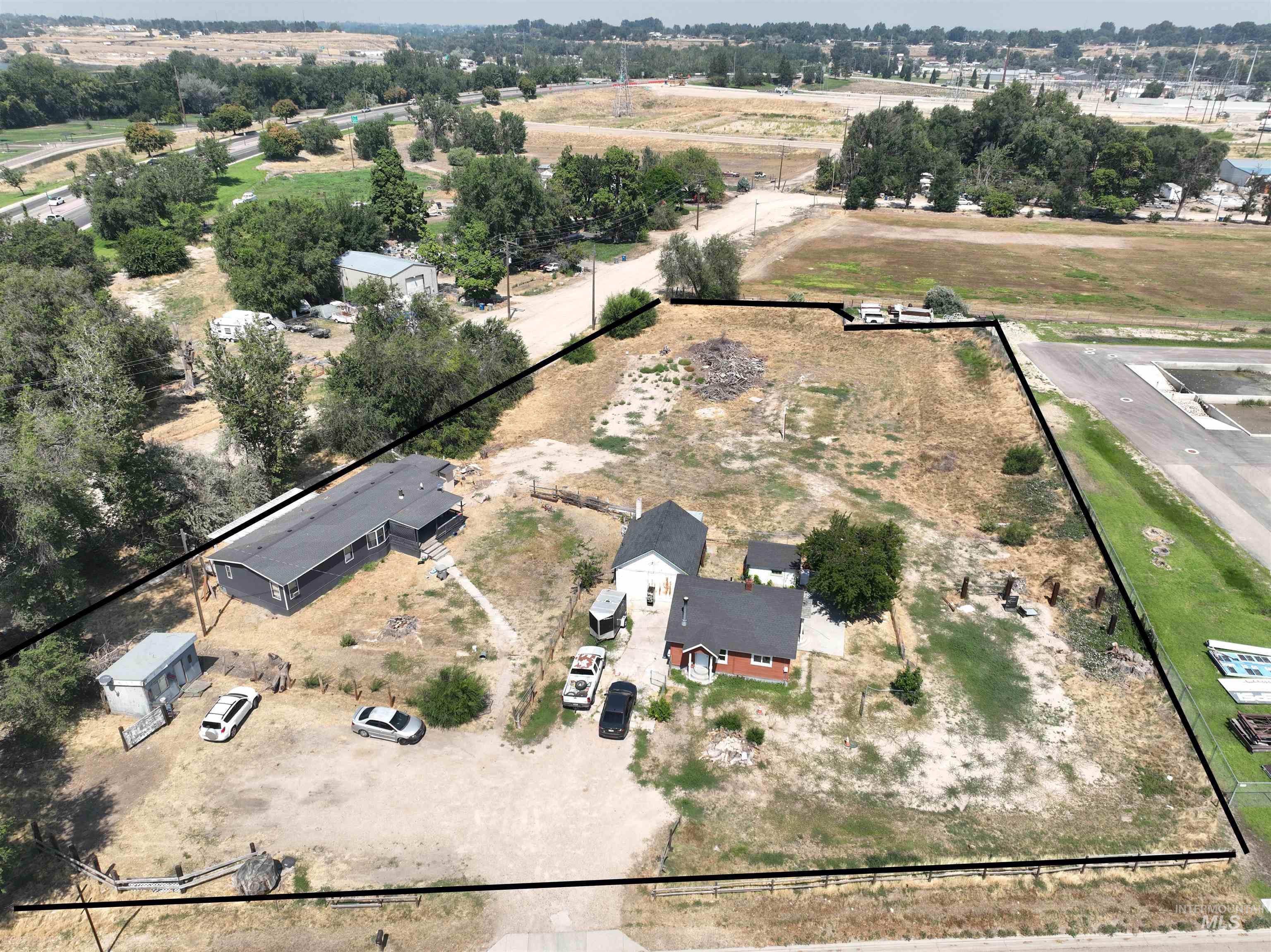 412 W Chicago, Caldwell, Idaho 83605, 6 Bedrooms, 3 Bathrooms, Residential For Sale, Price $775,000, 98996423