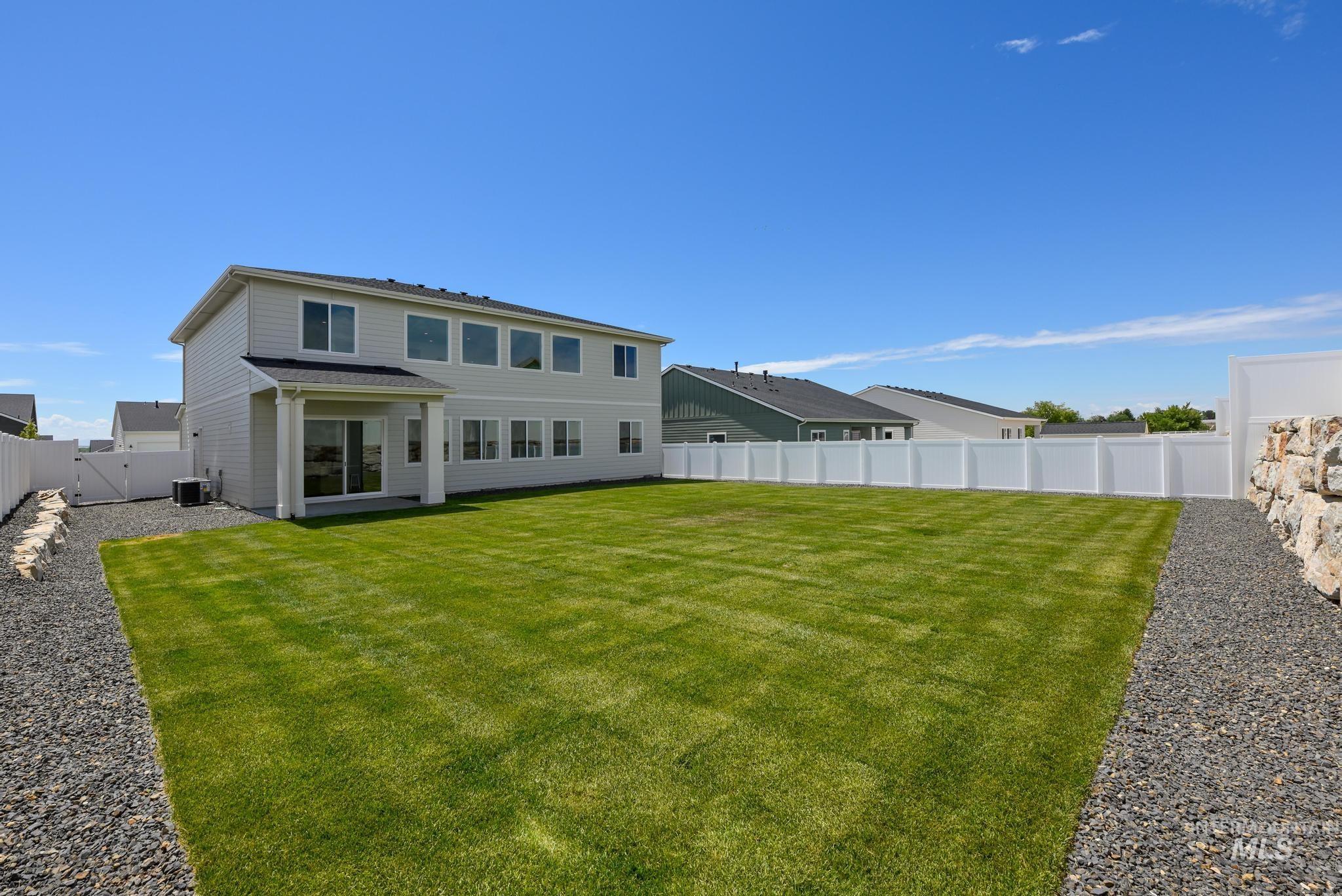 1433 N Leatherwood Ave, Star, Idaho 83669, 5 Bedrooms, 4.5 Bathrooms, Residential For Sale, Price $824,000,MLS 98996425