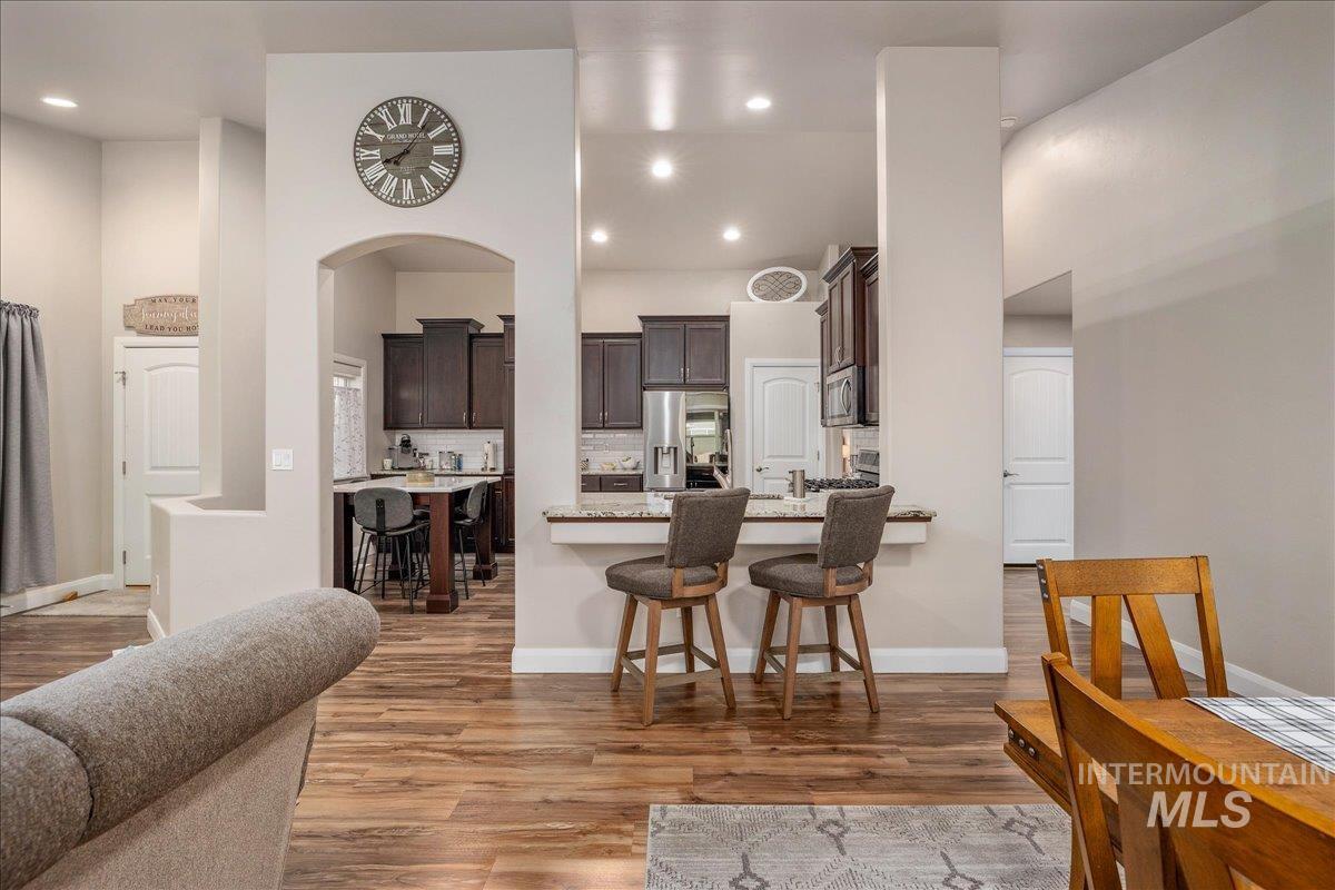5911 W Quintale Dr, Meridian, Idaho 83646, 3 Bedrooms, 2 Bathrooms, Residential For Sale, Price $470,000,MLS 98996426