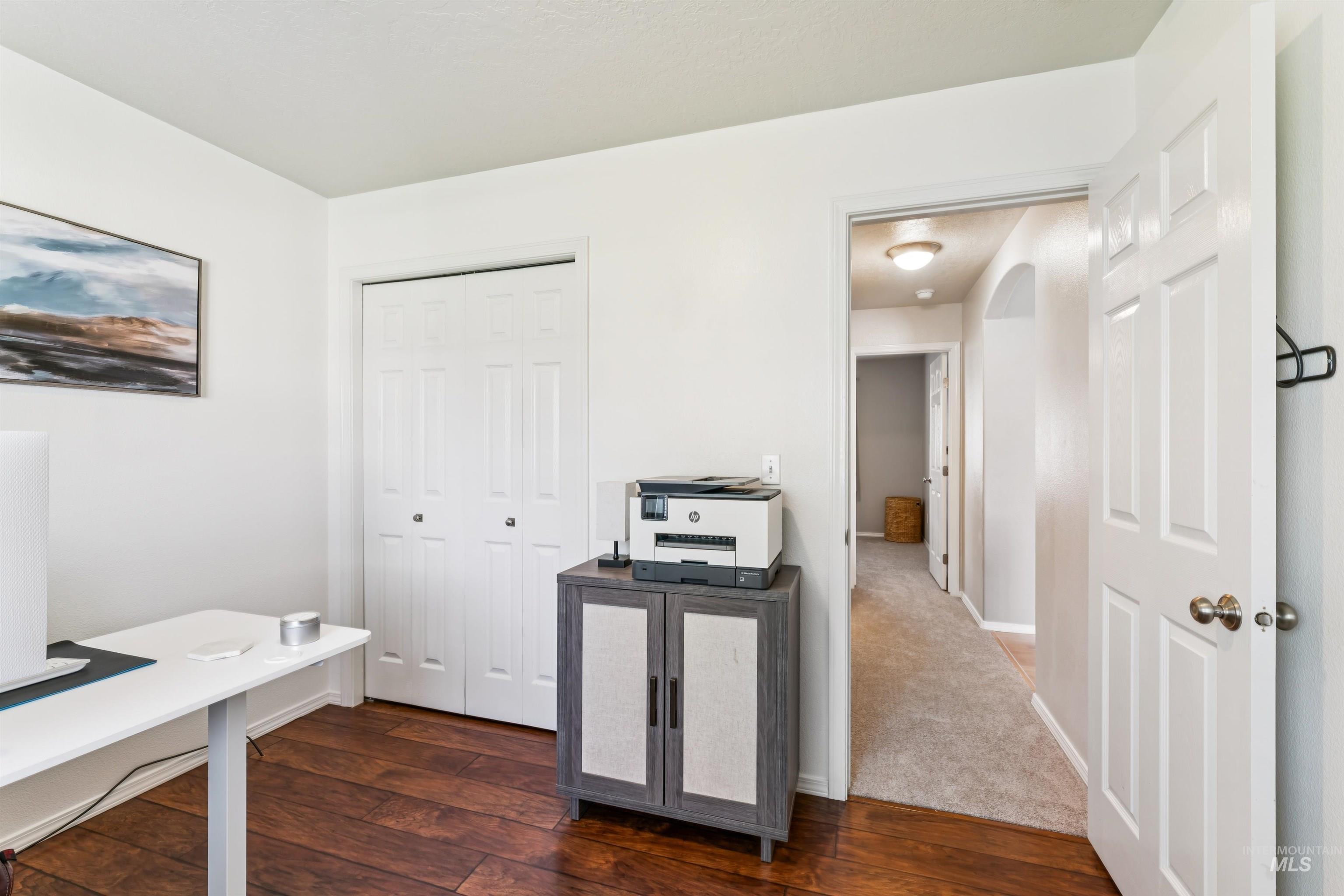 8655 W Dulcimer St., Boise, Idaho 83709, 3 Bedrooms, 2 Bathrooms, Residential For Sale, Price $424,999, 98996428