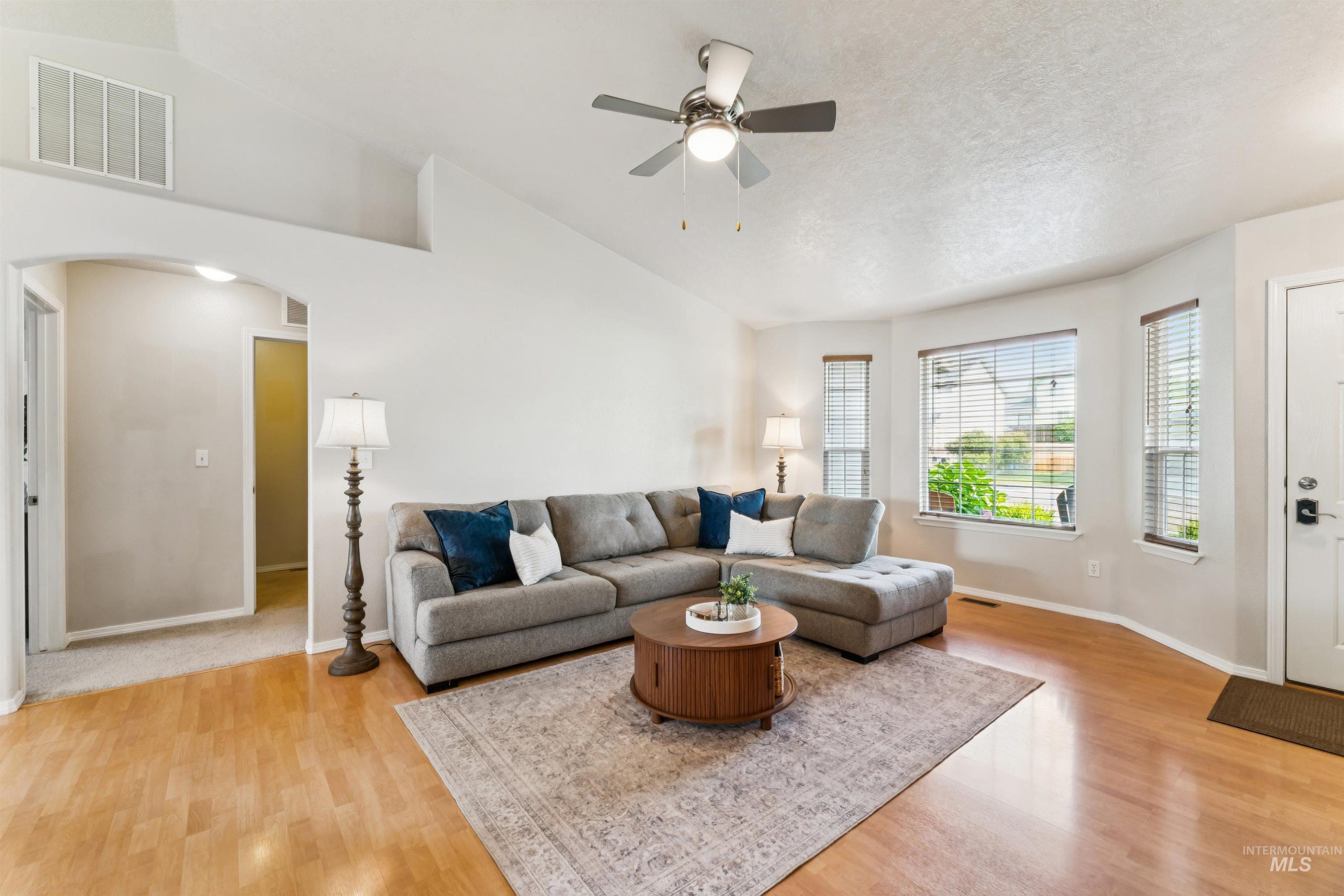 8655 W Dulcimer St., Boise, Idaho 83709, 3 Bedrooms, 2 Bathrooms, Residential For Sale, Price $424,999, 98996428