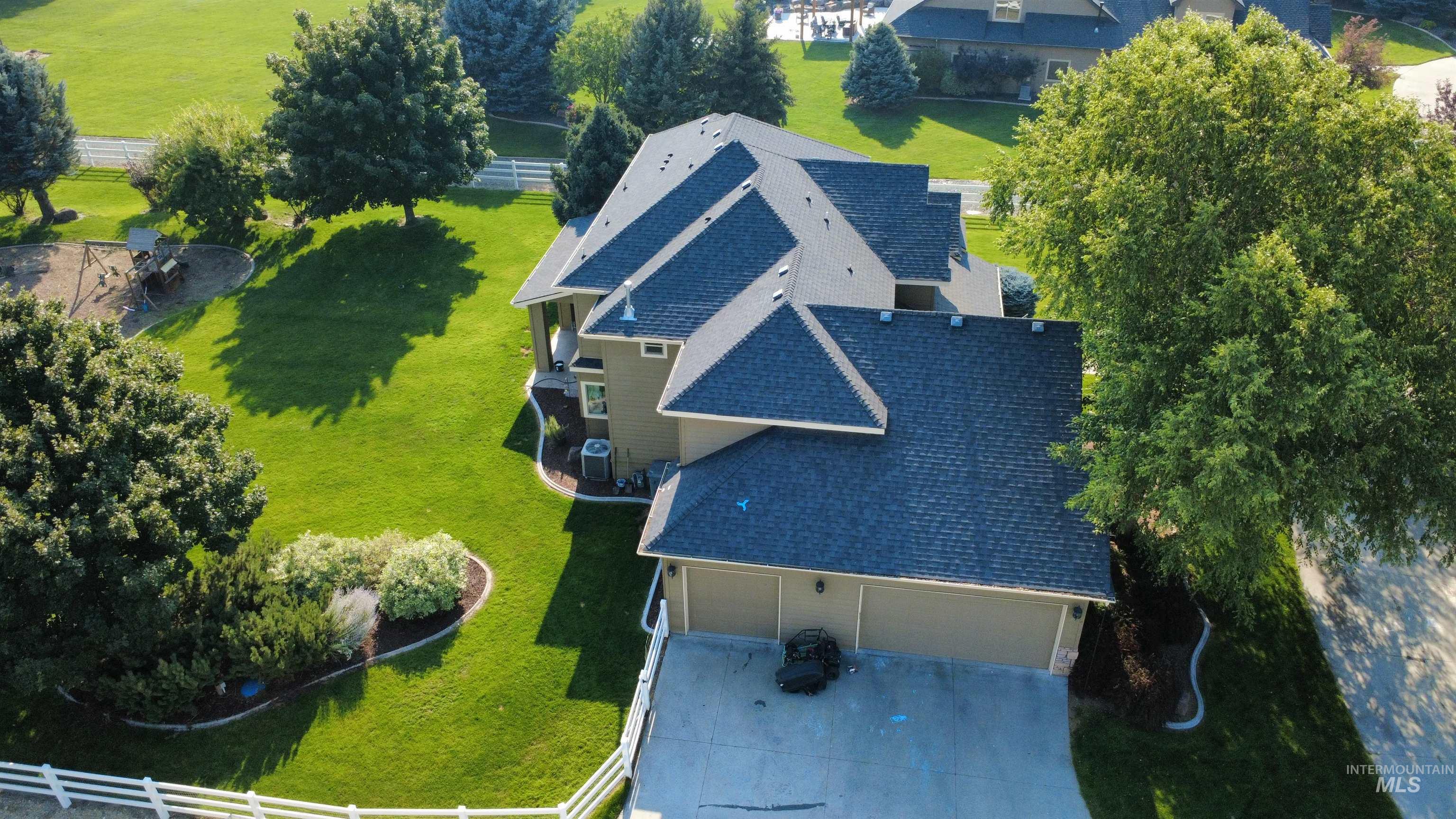 8671 Kingston Way, Middleton, Idaho 83644, 4 Bedrooms, 2.5 Bathrooms, Residential For Sale, Price $1,349,000, 98996429