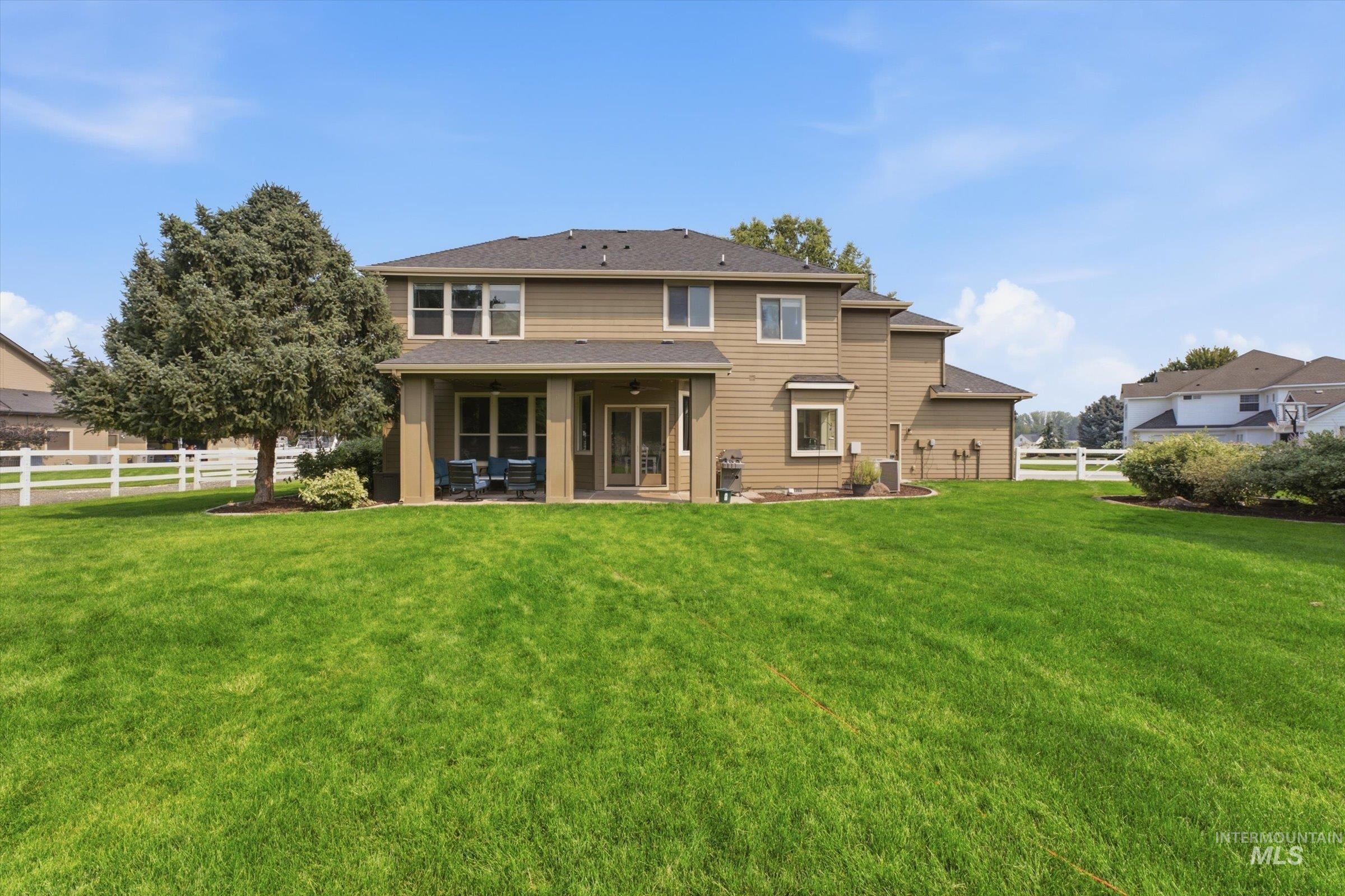8671 Kingston Way, Middleton, Idaho 83644, 4 Bedrooms, 2.5 Bathrooms, Residential For Sale, Price $1,290,000, 98996429