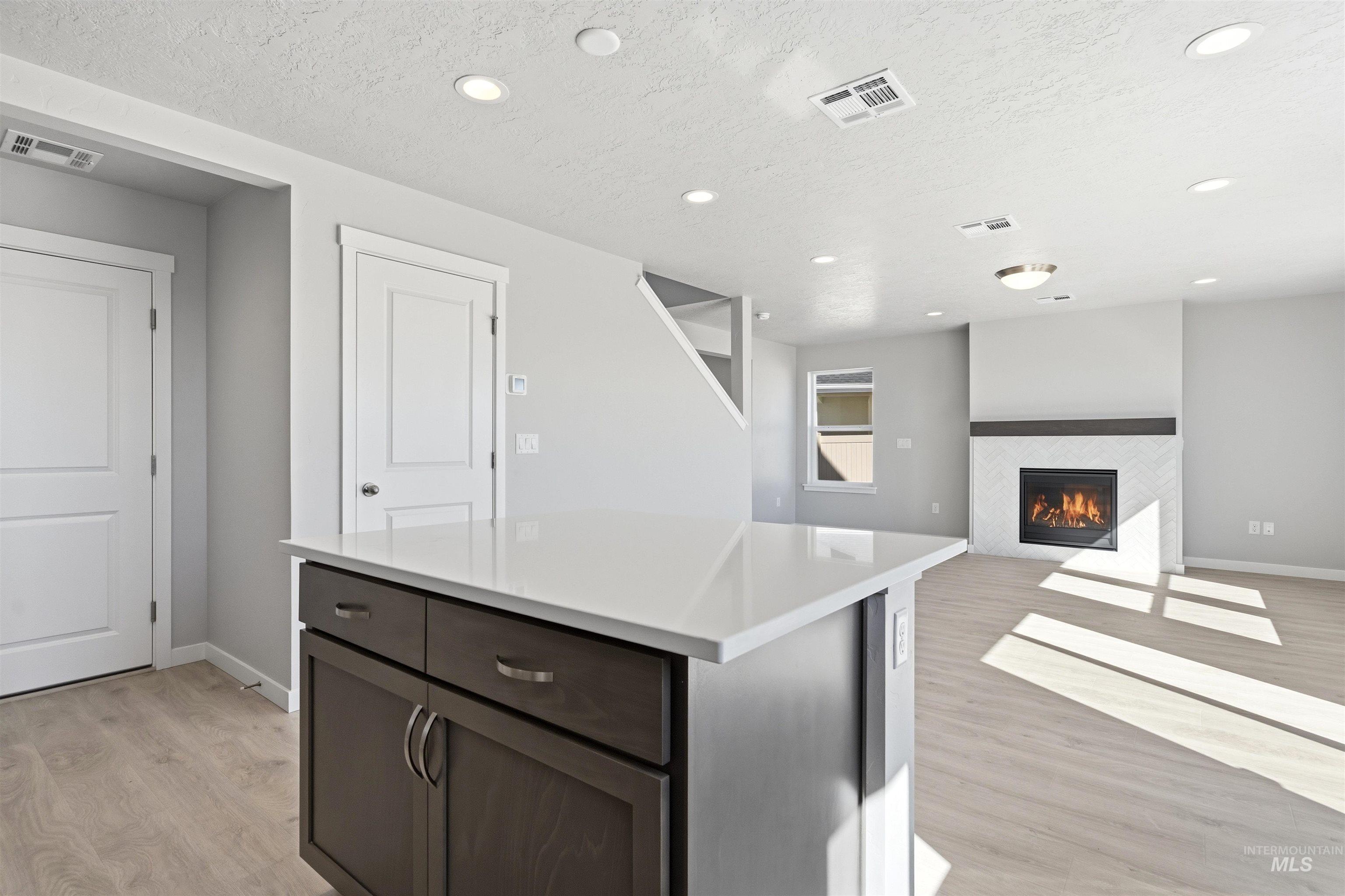 10159 Bellevue Ridge St, Nampa, Idaho 83687, 3 Bedrooms, 2.5 Bathrooms, Residential For Sale, Price $419,990, 98996431