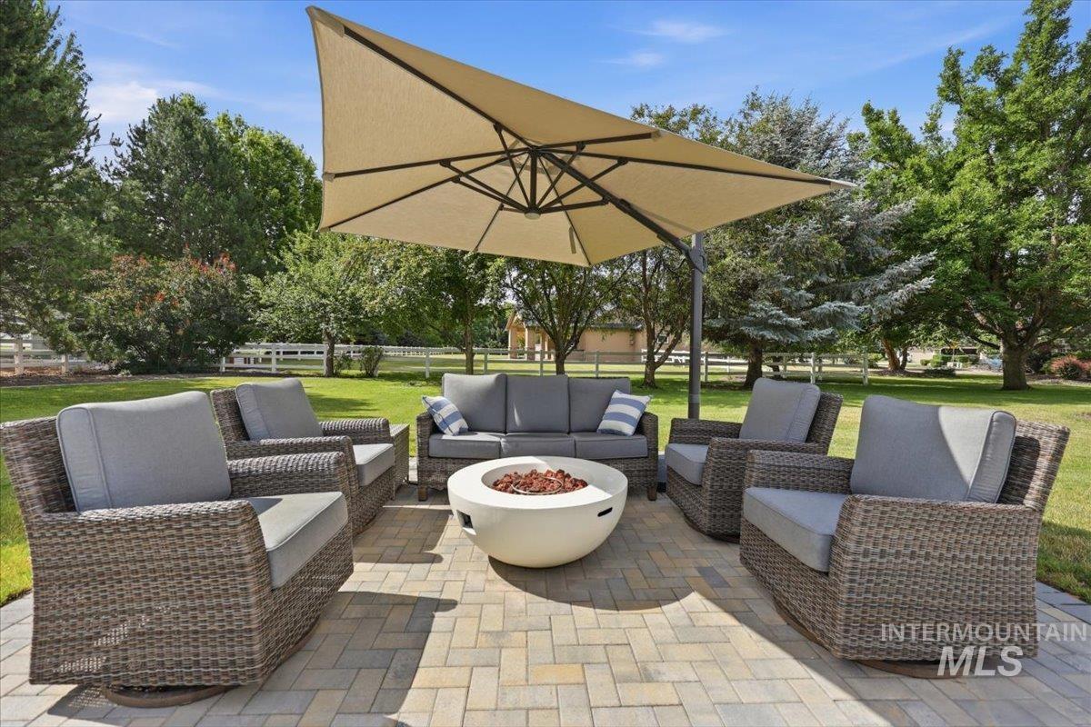 624 N Cove Colony Way, Eagle, Idaho 83616, 4 Bedrooms, 3.5 Bathrooms, Residential For Sale, Price $1,450,000, 98996432