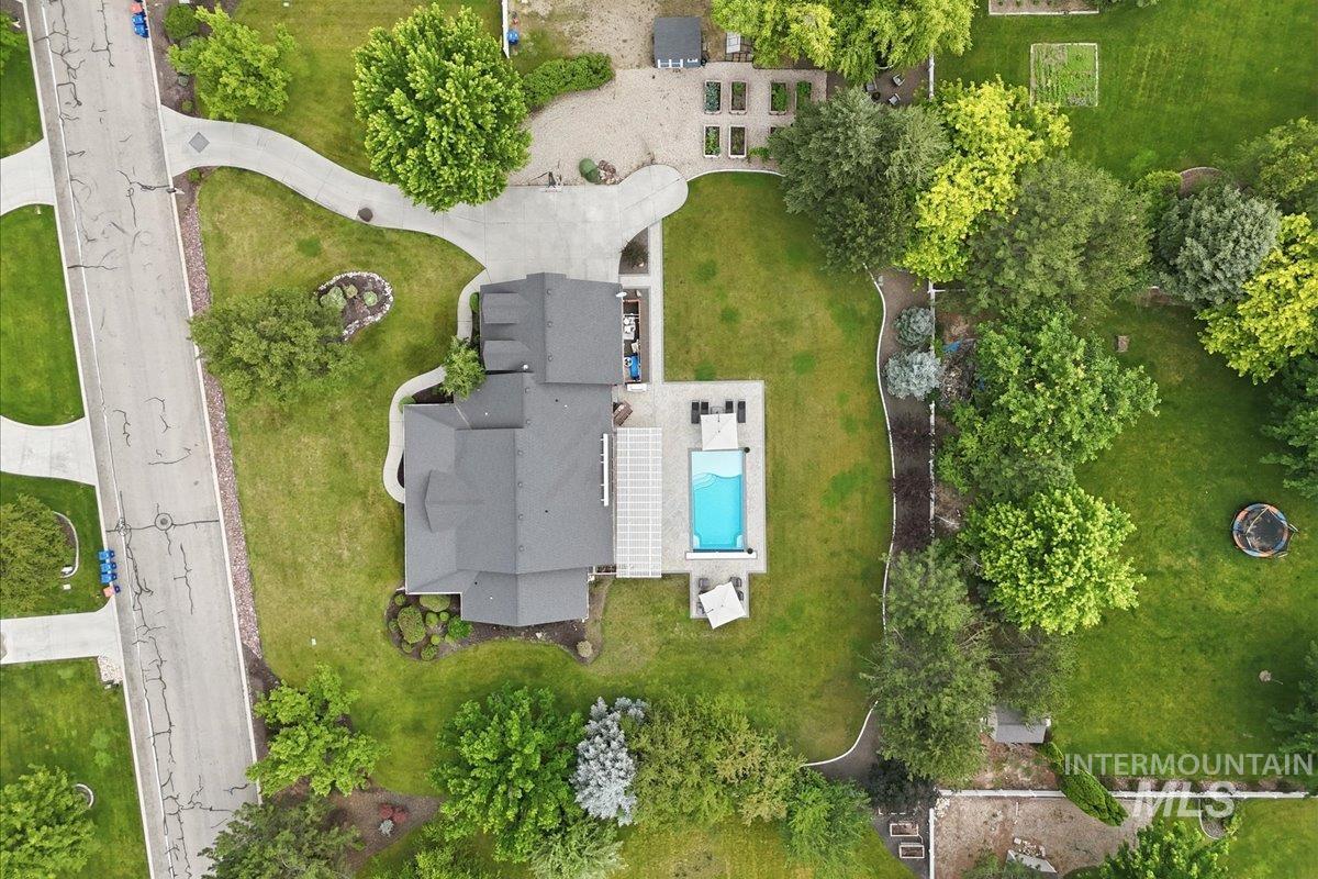 624 N Cove Colony Way, Eagle, Idaho 83616, 4 Bedrooms, 3.5 Bathrooms, Residential For Sale, Price $1,450,000, 98996432