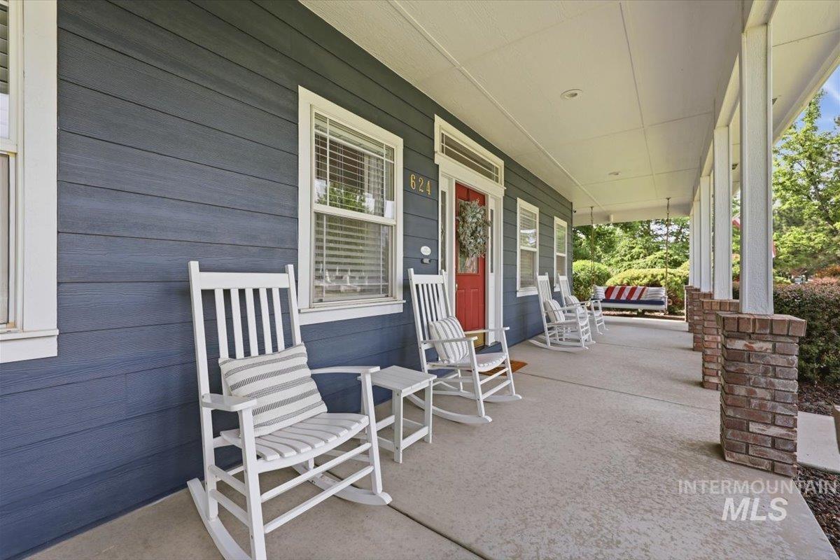 624 N Cove Colony Way, Eagle, Idaho 83616, 4 Bedrooms, 3.5 Bathrooms, Residential For Sale, Price $1,450,000, 98996432