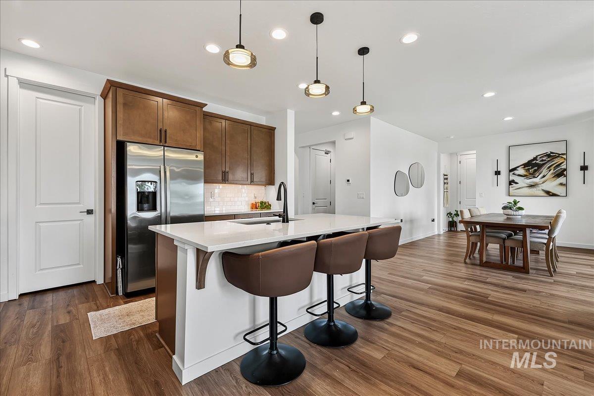 555 Burnside Ave, Middleton, Idaho 83644, 3 Bedrooms, 2 Bathrooms, Residential For Sale, Price $554,900, 98996434