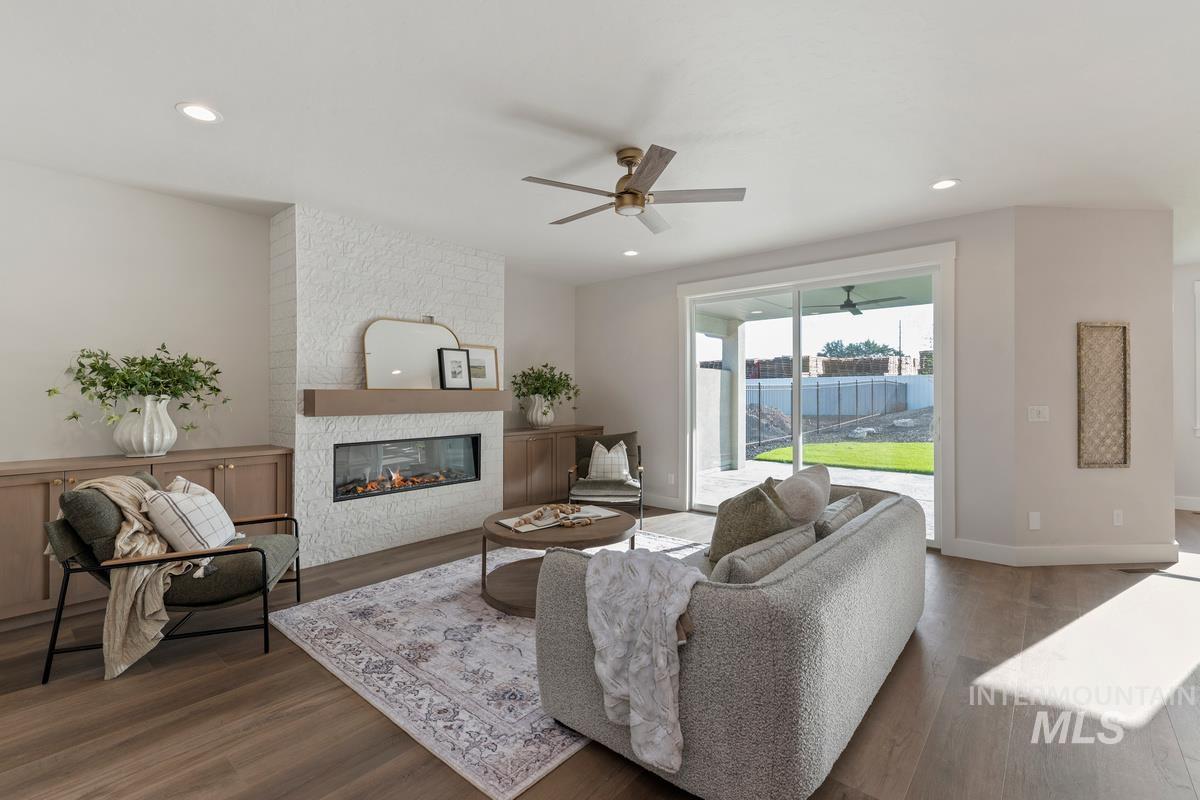 7006 E Chicken Hawk Loop, Nampa, Idaho 83686, 4 Bedrooms, 2.5 Bathrooms, Residential For Sale, Price $869,900,MLS 98996435