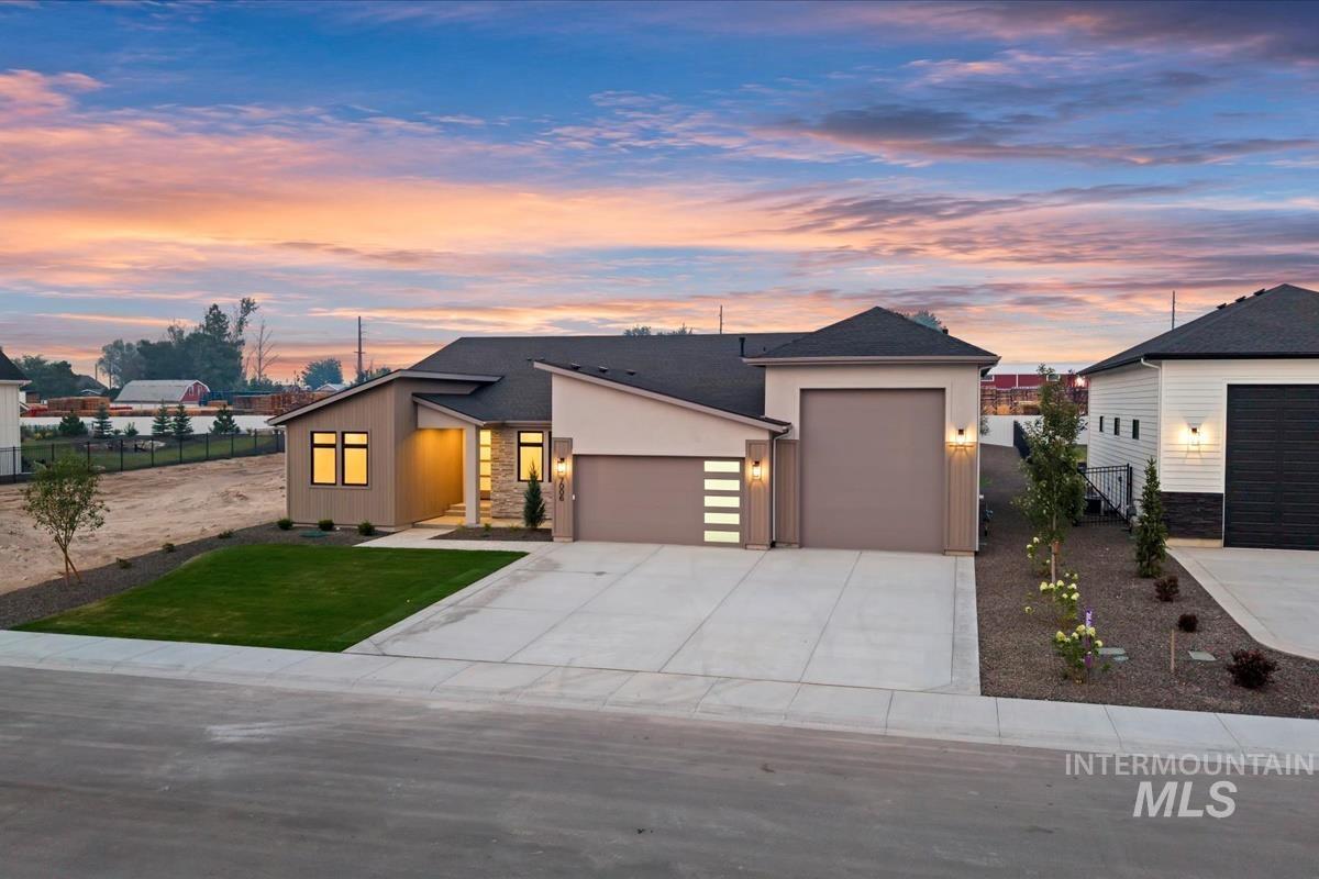 7006 E Chicken Hawk Loop, Nampa, Idaho 83686, 4 Bedrooms, 2.5 Bathrooms, Residential For Sale, Price $869,900,MLS 98996435