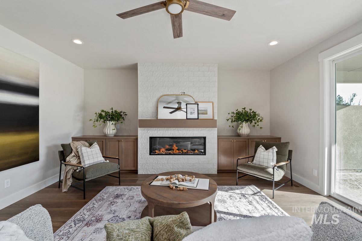 7006 E Chicken Hawk Loop, Nampa, Idaho 83686, 4 Bedrooms, 2.5 Bathrooms, Residential For Sale, Price $869,900,MLS 98996435