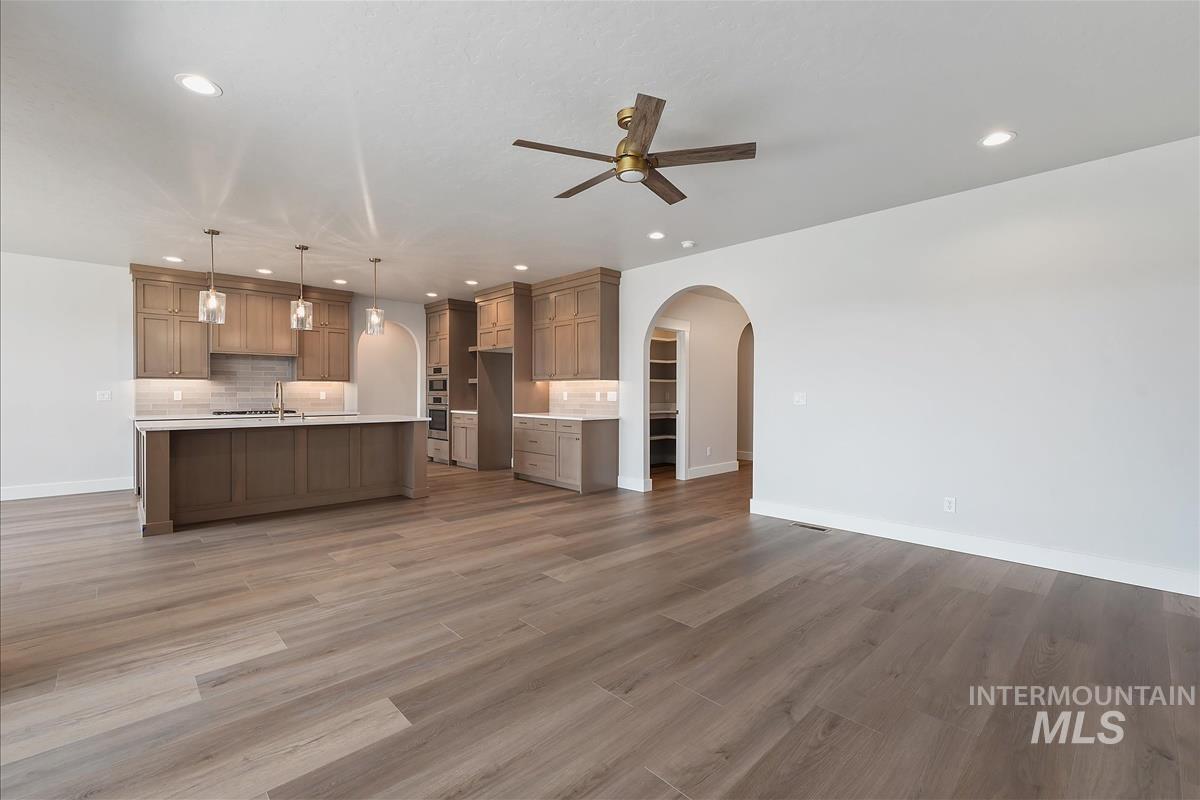 7006 E Chicken Hawk Loop, Nampa, Idaho 83686, 4 Bedrooms, 2.5 Bathrooms, Residential For Sale, Price $869,900,MLS 98996435