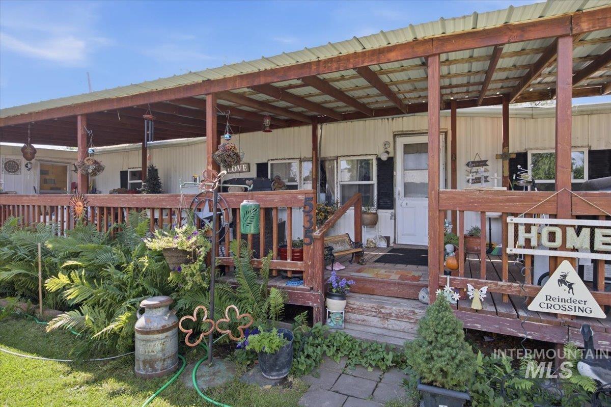 535 5th Ave W, Gooding, Idaho 83330, 2 Bedrooms, 1 Bathroom, Residential For Sale, Price $175,000, 98996437