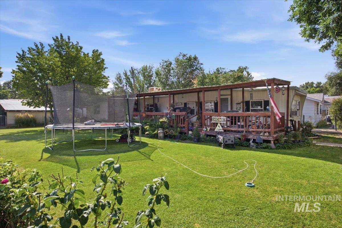 535 5th Ave W, Gooding, Idaho 83330, 2 Bedrooms, 1 Bathroom, Residential For Sale, Price $175,000, 98996437