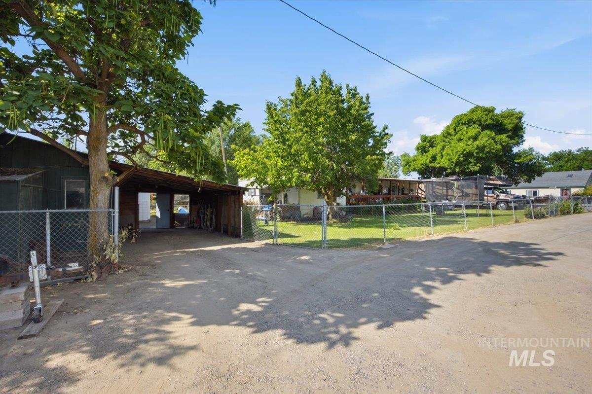 535 5th Ave W, Gooding, Idaho 83330, 2 Bedrooms, 1 Bathroom, Residential For Sale, Price $175,000, 98996437