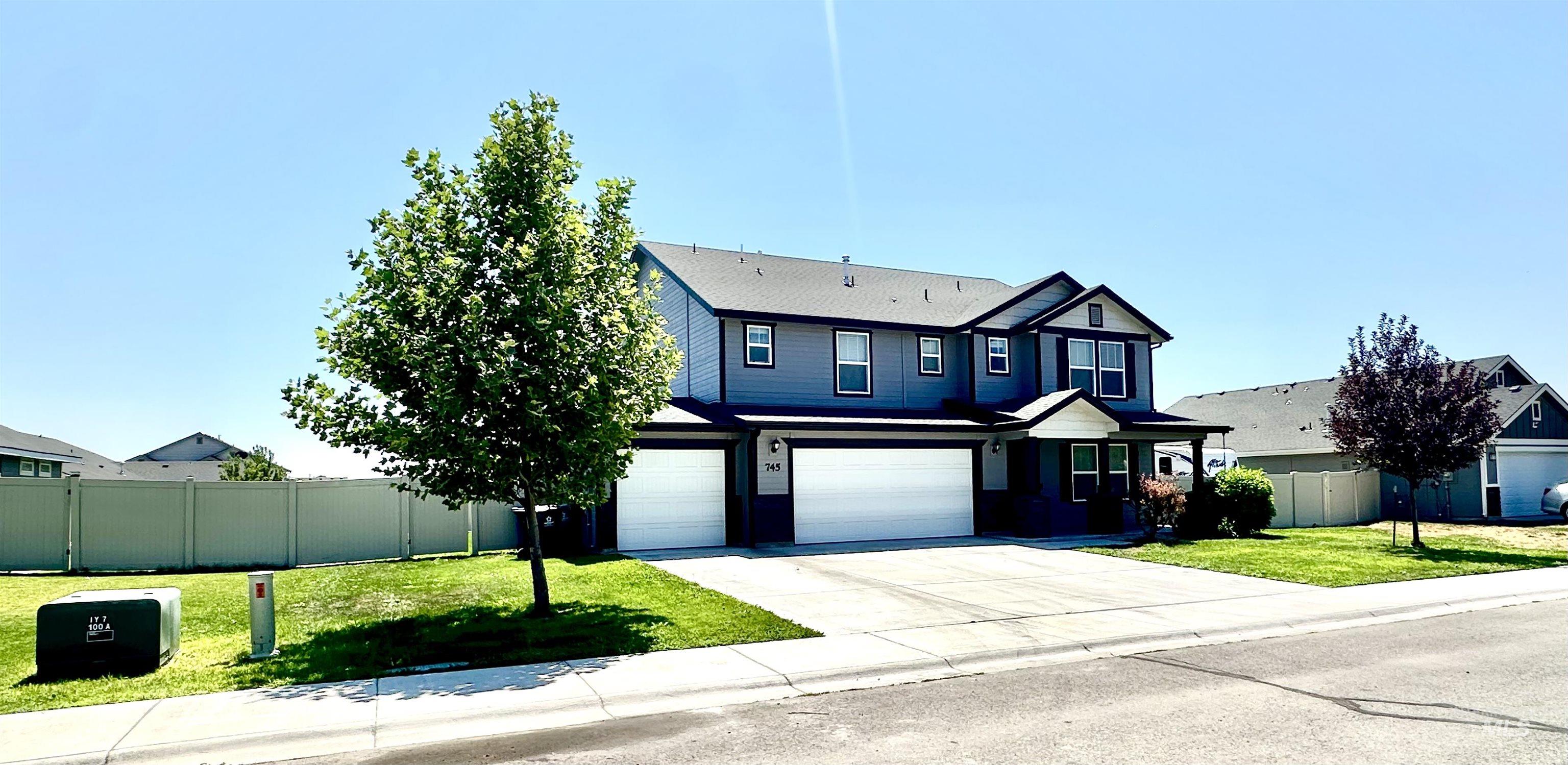 745 SW Inby, Mountain Home, Idaho 83647, 4 Bedrooms, 3.5 Bathrooms, Residential For Sale, Price $493,000, 98996439