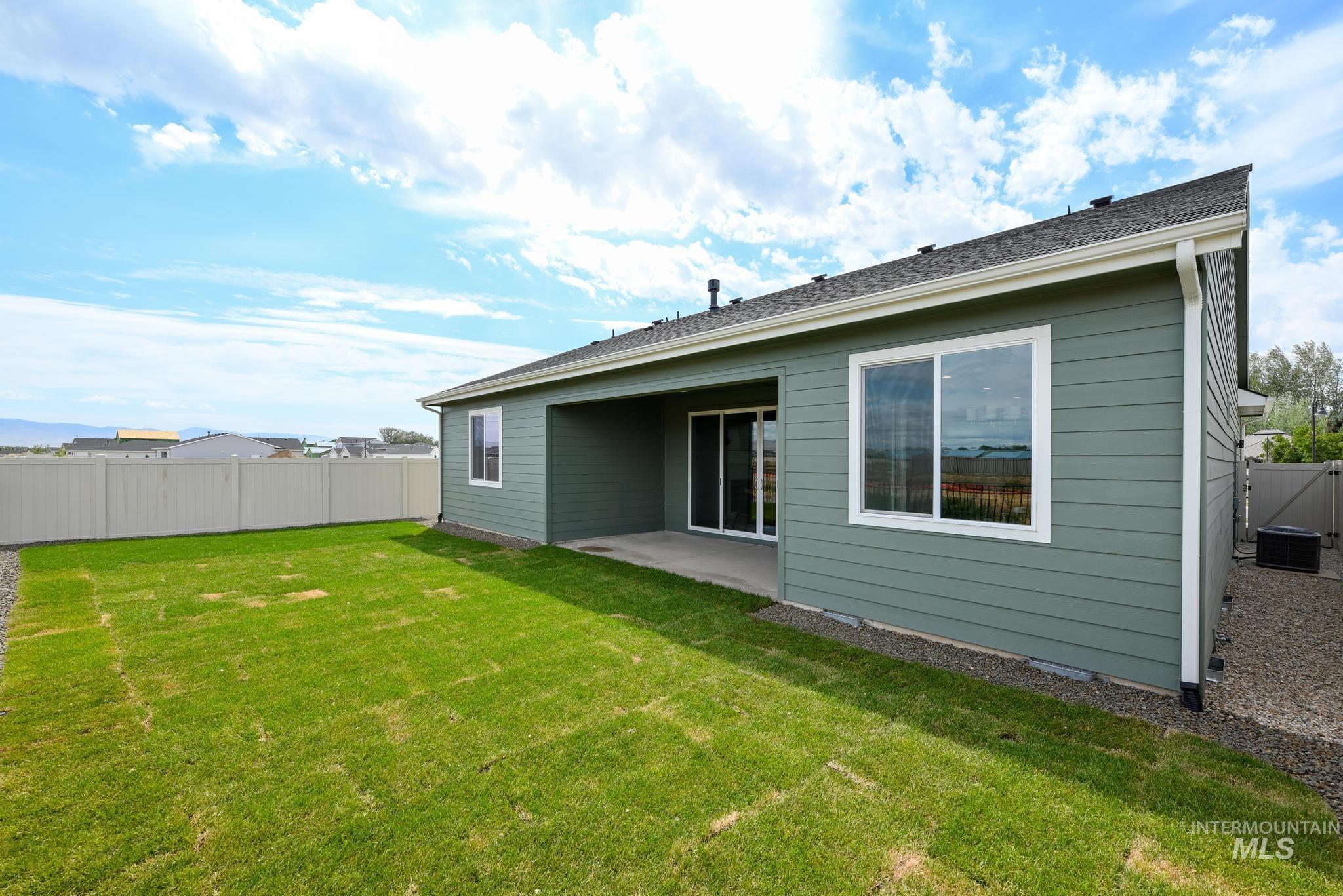 8497 N Millcreek Ct, Star, Idaho 83669, 3 Bedrooms, 2 Bathrooms, Residential For Sale, Price $529,000, 98996441