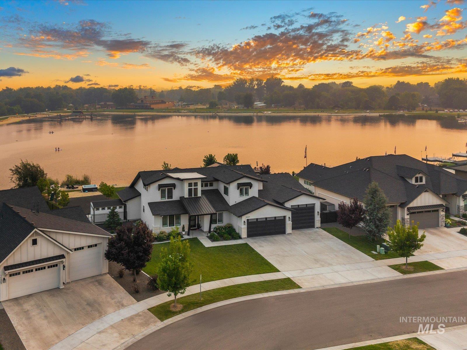 10421 W Otter Rock Dr, Star, Idaho 83669, 4 Bedrooms, 3.5 Bathrooms, Residential For Sale, Price $1,699,000, 98996442