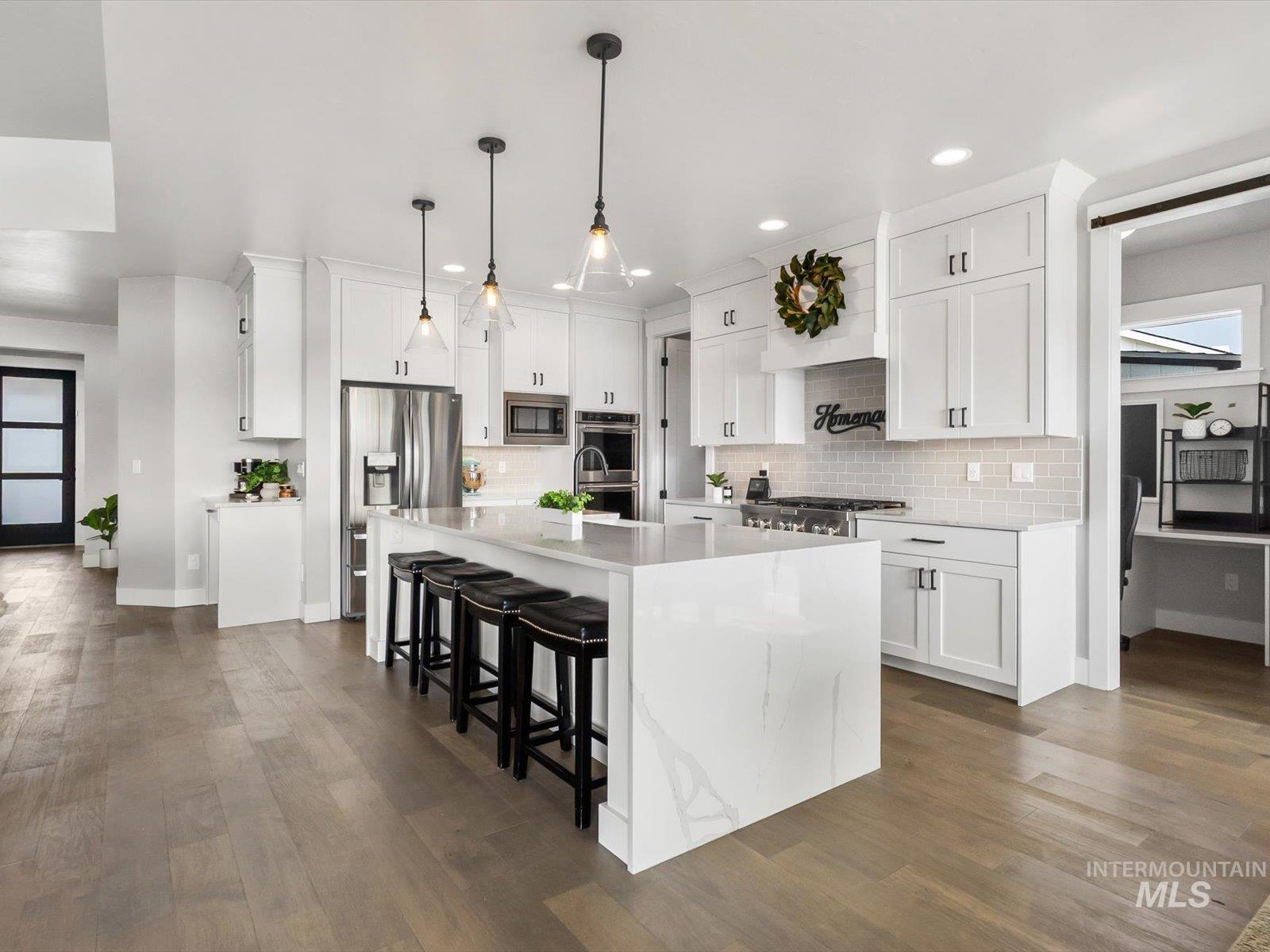 10421 W Otter Rock Dr, Star, Idaho 83669, 4 Bedrooms, 3.5 Bathrooms, Residential For Sale, Price $1,699,000, 98996442