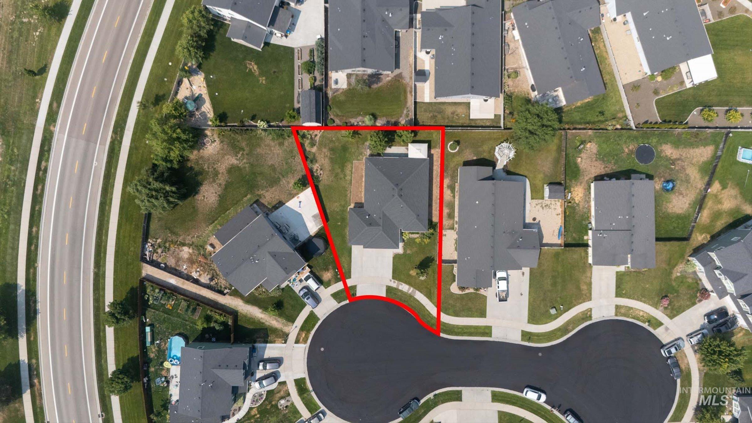 12634 W Kempshire Ct., Star, Idaho 83669, 4 Bedrooms, 2 Bathrooms, Residential For Sale, Price $450,000,MLS 98996446