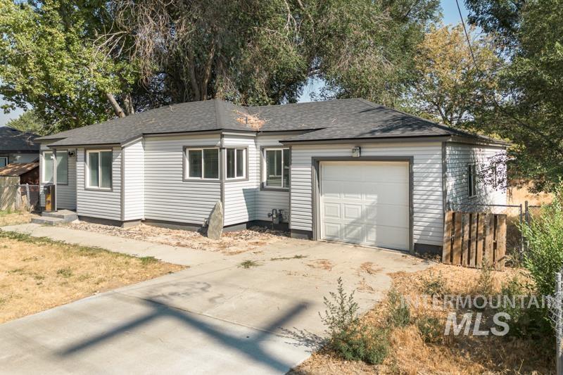 730 E Cedar St, Pocatello, Idaho 83201, 2 Bedrooms, 1 Bathroom, Residential For Sale, Price $250,000, 98996451