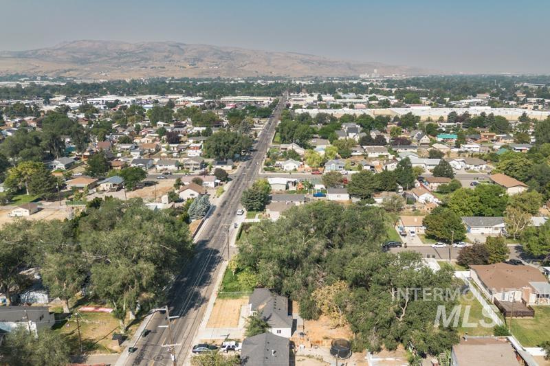730 E Cedar St, Pocatello, Idaho 83201, 2 Bedrooms, 1 Bathroom, Residential For Sale, Price $250,000, 98996451