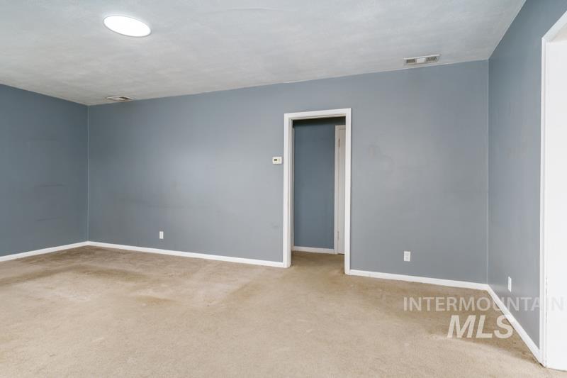 730 E Cedar St, Pocatello, Idaho 83201, 2 Bedrooms, 1 Bathroom, Residential For Sale, Price $250,000, 98996451