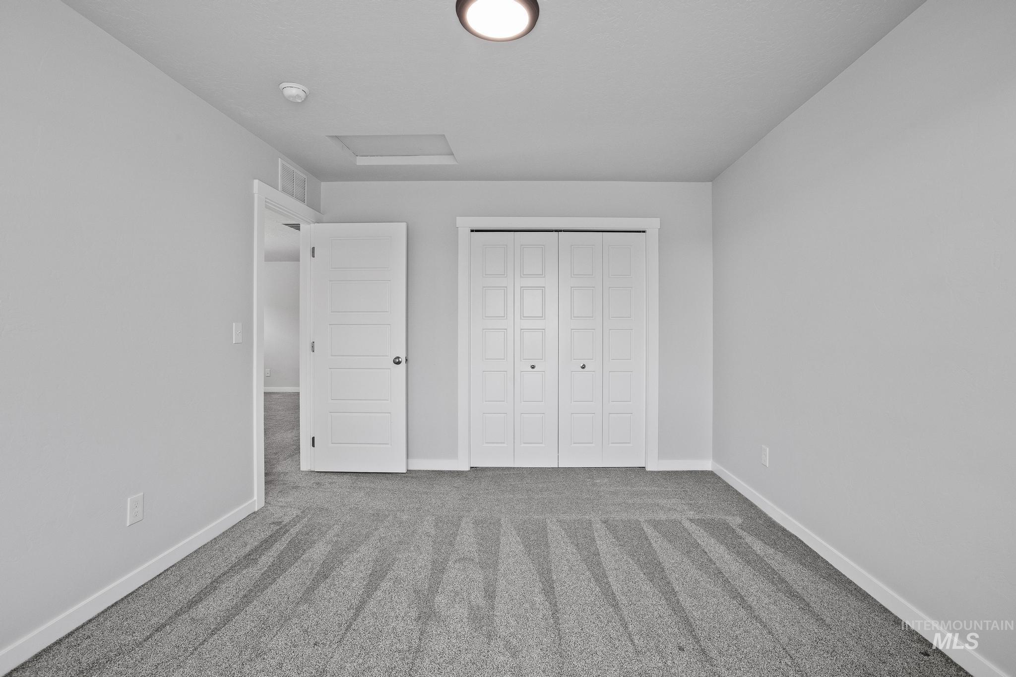 5260 E Burnte Peak St., Nampa, Idaho 83687, 5 Bedrooms, 3 Bathrooms, Residential For Sale, Price $549,990,MLS 98996452