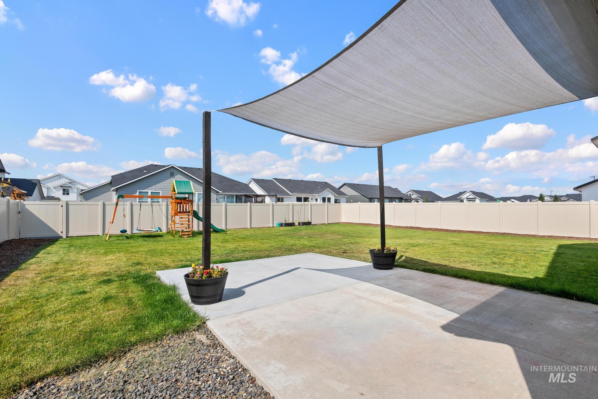 5260 E Burnte Peak St., Nampa, Idaho 83687, 5 Bedrooms, 3 Bathrooms, Residential For Sale, Price $549,990,MLS 98996452