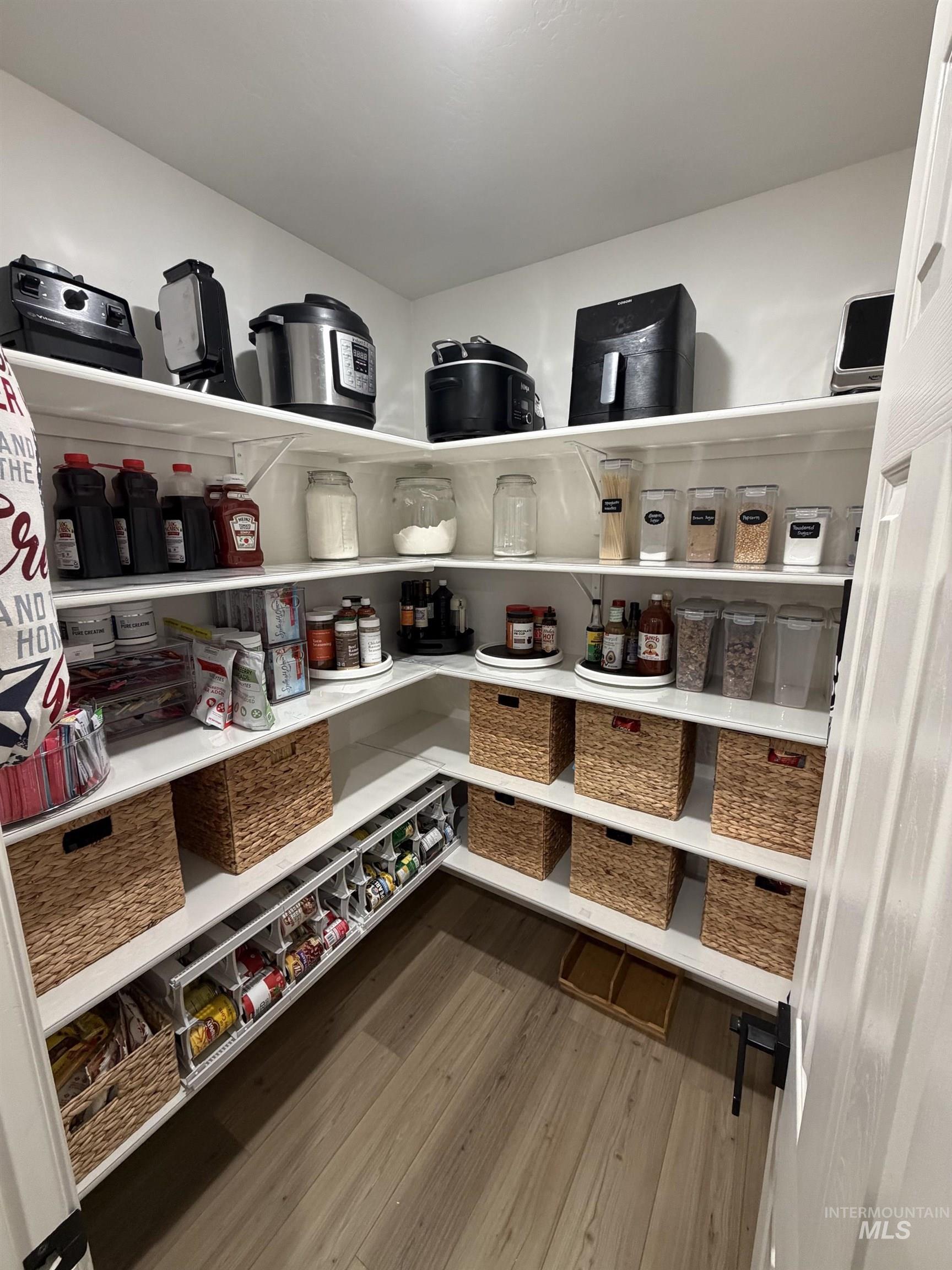 12745 Ashfield, Caldwell, Idaho 83607, 4 Bedrooms, 2.5 Bathrooms, Residential For Sale, Price $475,000,MLS 98996453