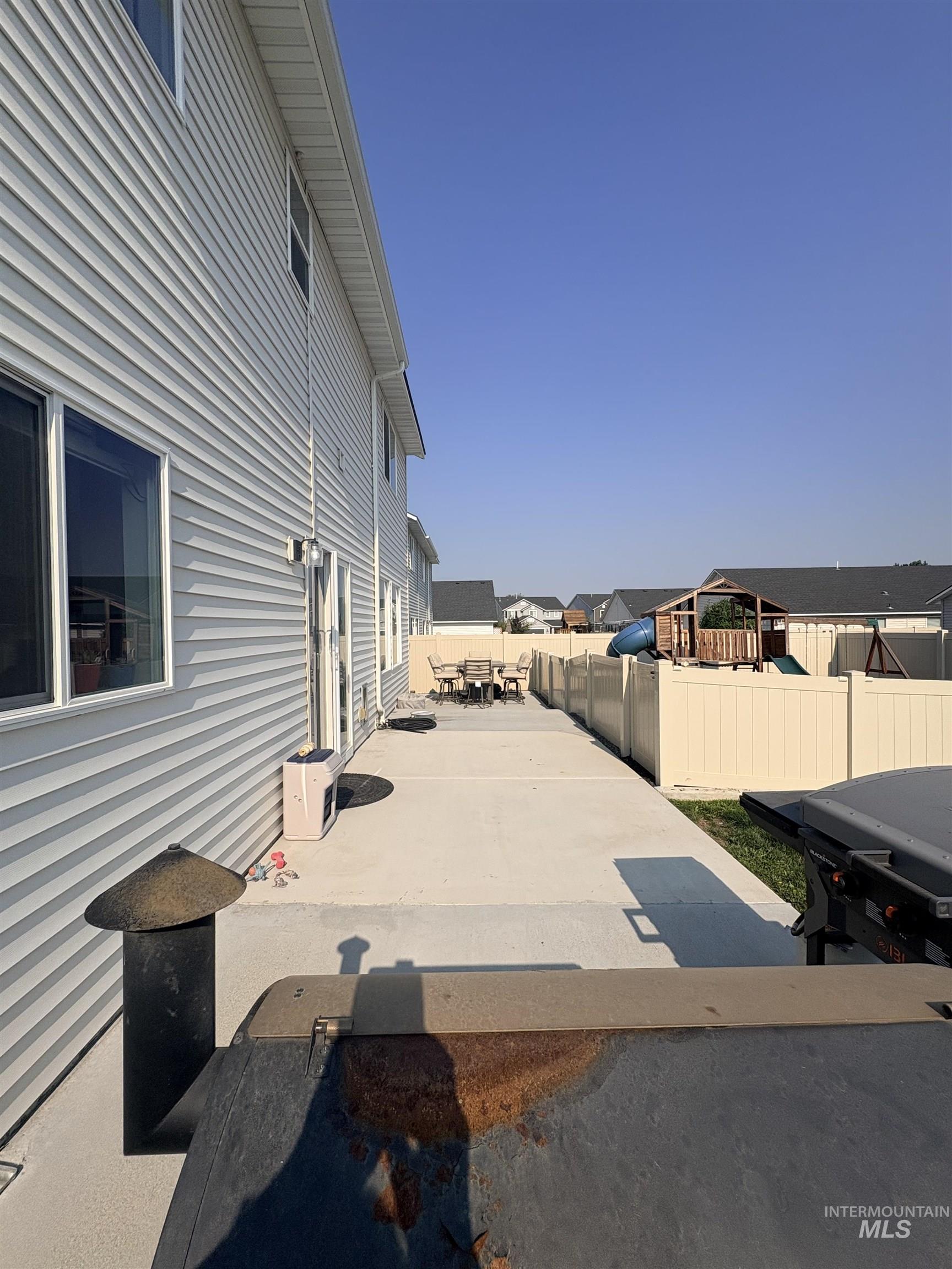 12745 Ashfield, Caldwell, Idaho 83607, 4 Bedrooms, 2.5 Bathrooms, Residential For Sale, Price $475,000,MLS 98996453