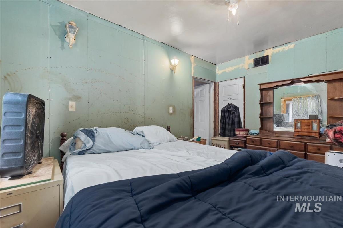 403 S Wardwell Ave, Emmett, Idaho 83617, 3 Bedrooms, 1 Bathroom, Residential For Sale, Price $224,900, 98996455