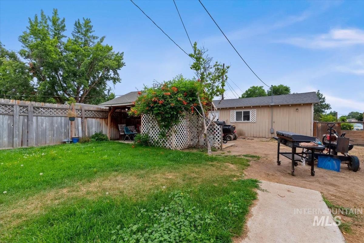 403 S Wardwell Ave, Emmett, Idaho 83617, 3 Bedrooms, 1 Bathroom, Residential For Sale, Price $224,900, 98996455