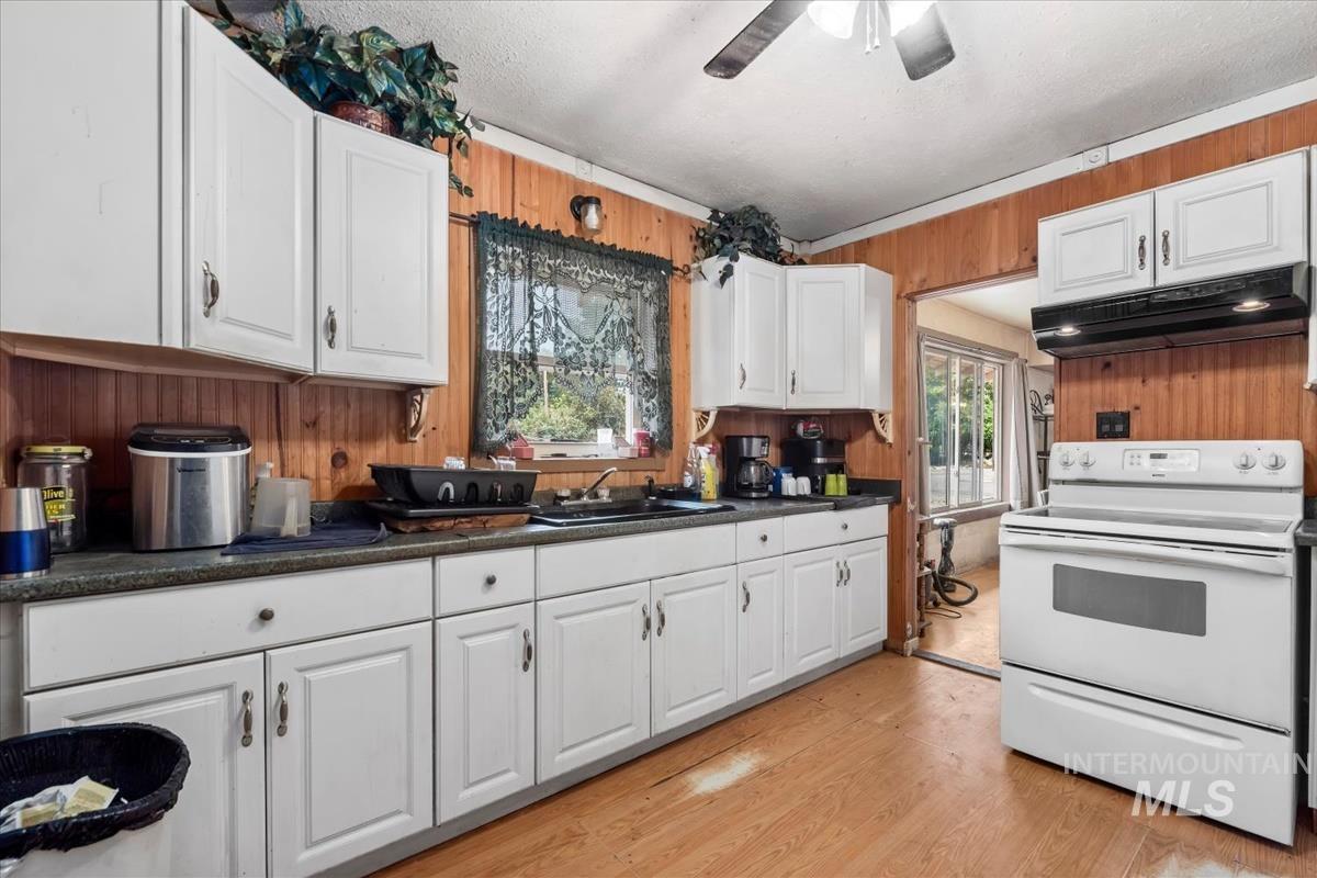 403 S Wardwell Ave, Emmett, Idaho 83617, 3 Bedrooms, 1 Bathroom, Residential For Sale, Price $224,900, 98996455