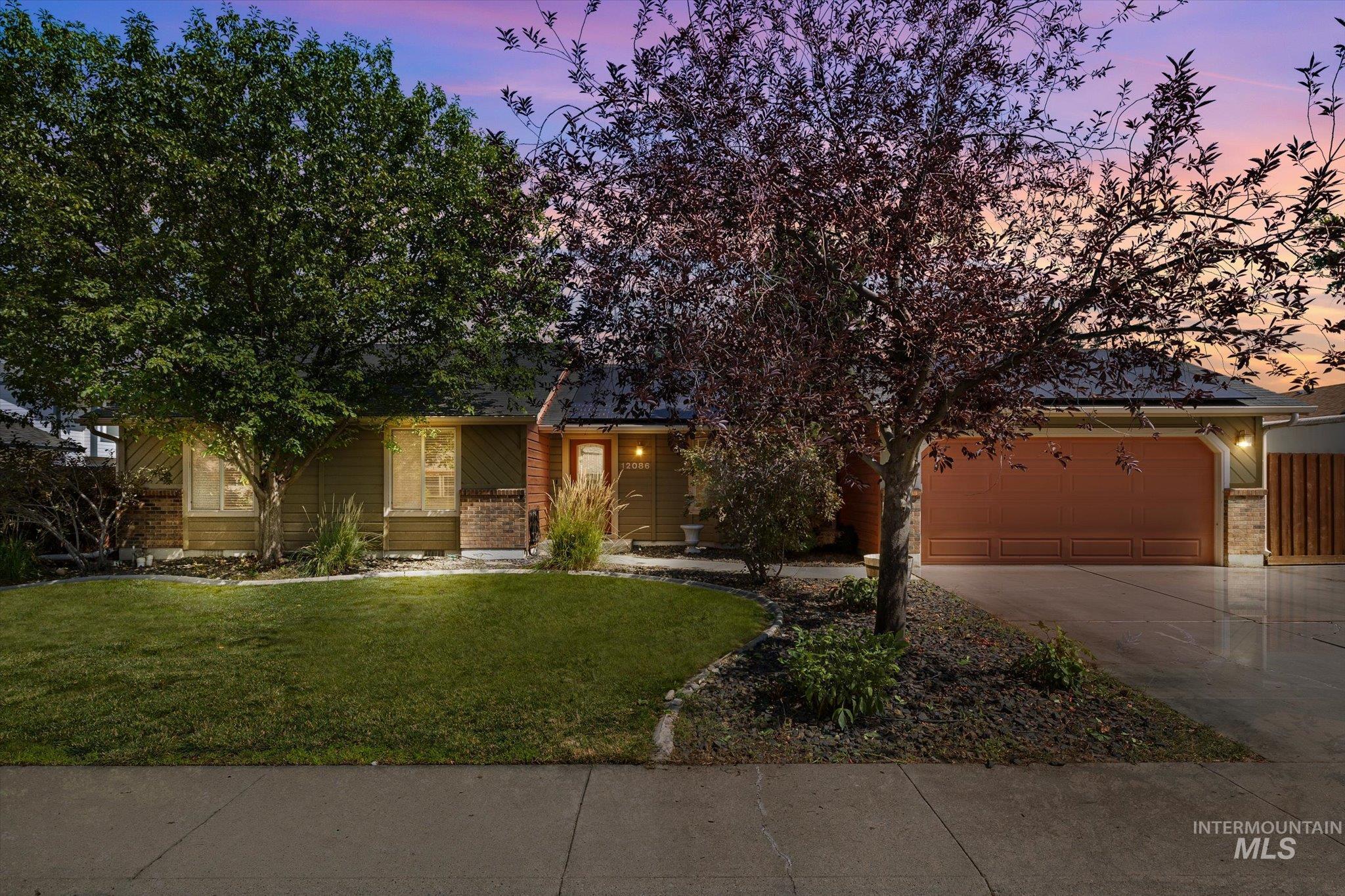 12086 W Ramrod Dr, Boise, Idaho 83713, 4 Bedrooms, 2.5 Bathrooms, Residential For Sale, Price $500,000,MLS 98996460