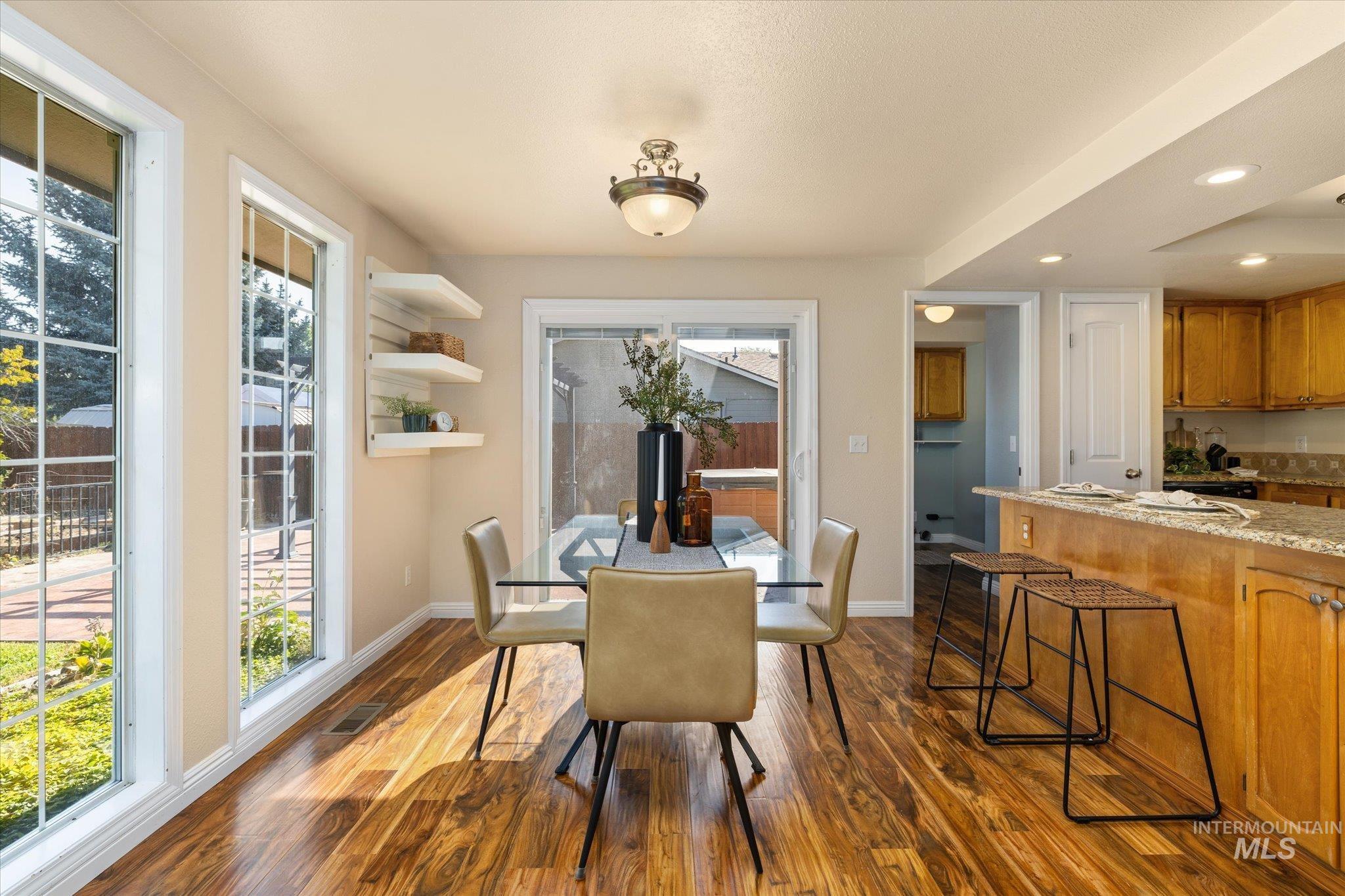 12086 W Ramrod Dr, Boise, Idaho 83713, 4 Bedrooms, 2.5 Bathrooms, Residential For Sale, Price $500,000,MLS 98996460