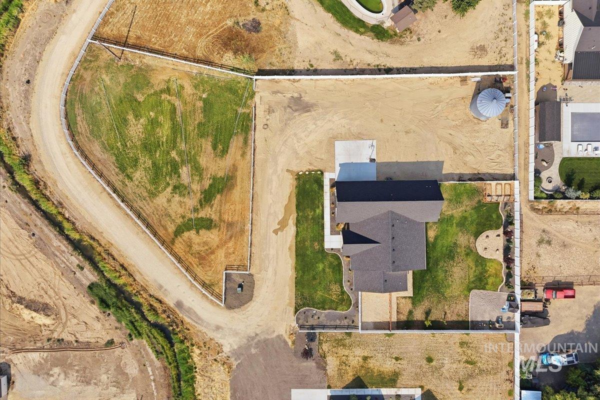 13958 Raptor Ln, Caldwell, Idaho 83607, 5 Bedrooms, 3.5 Bathrooms, Residential For Sale, Price $1,175,000,MLS 98996461