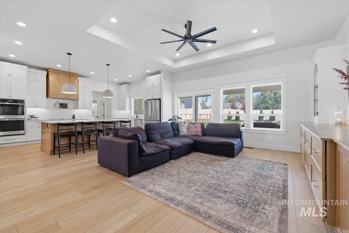 13958 Raptor Ln, Caldwell, Idaho 83607, 5 Bedrooms, 3.5 Bathrooms, Residential For Sale, Price $1,175,000,MLS 98996461