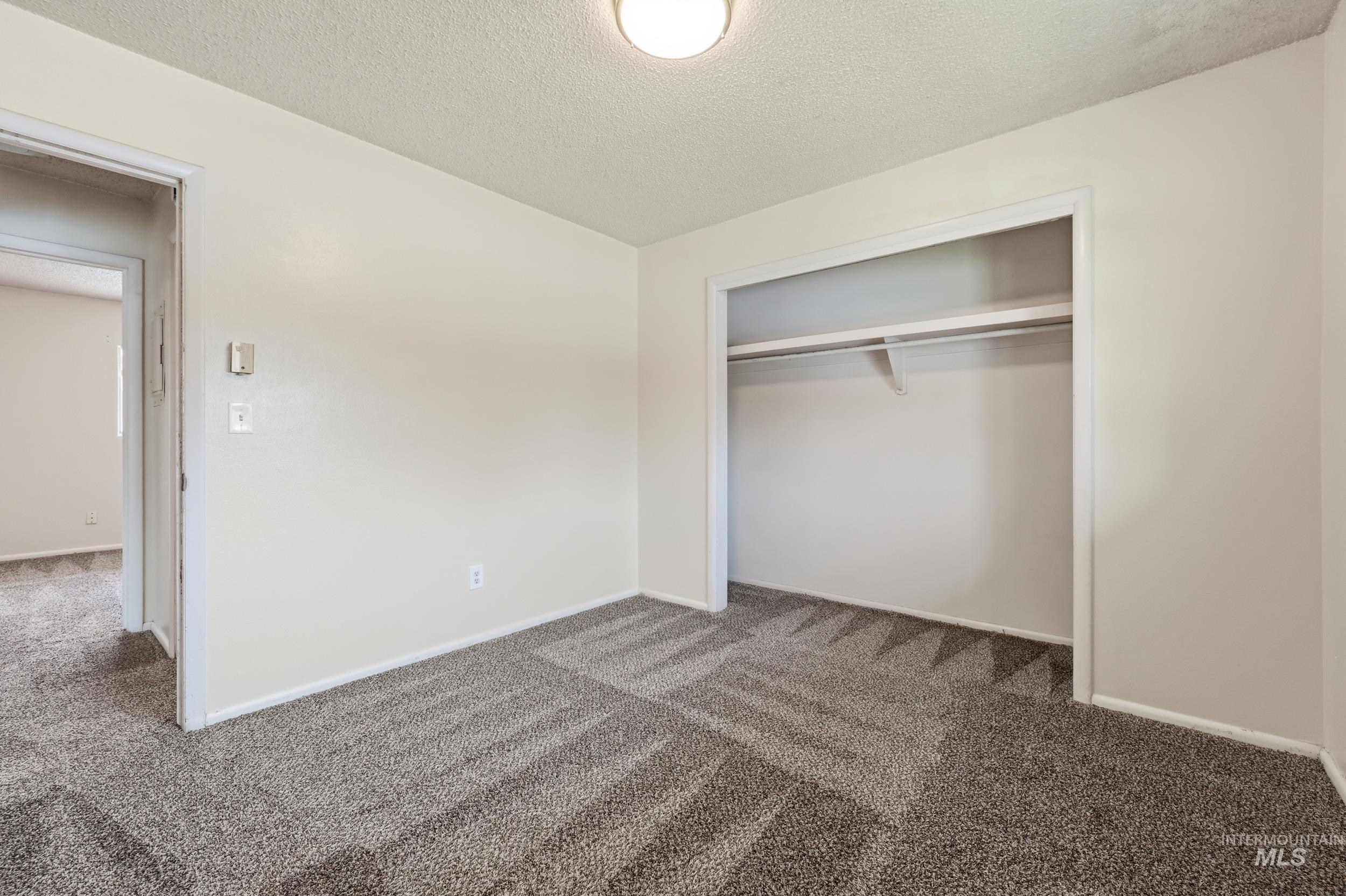 236 High st, Nampa, Idaho 83651, 2 Bedrooms, 1 Bathroom, Residential Income For Sale, Price $485,000,MLS 98996463