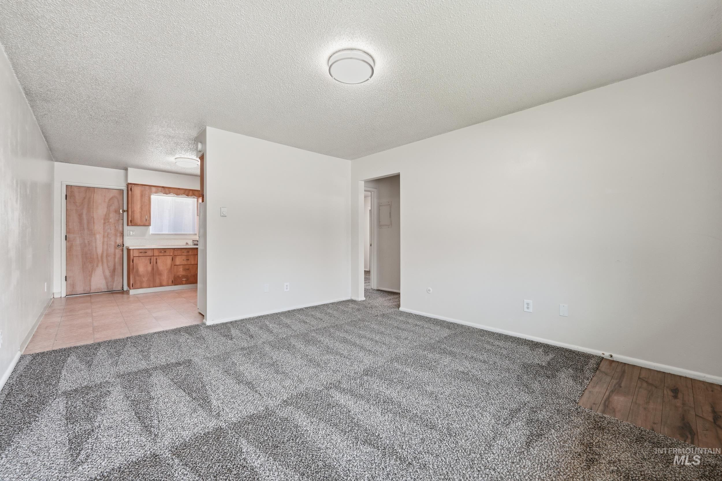 236 High st, Nampa, Idaho 83651, 2 Bedrooms, 1 Bathroom, Residential Income For Sale, Price $485,000,MLS 98996463