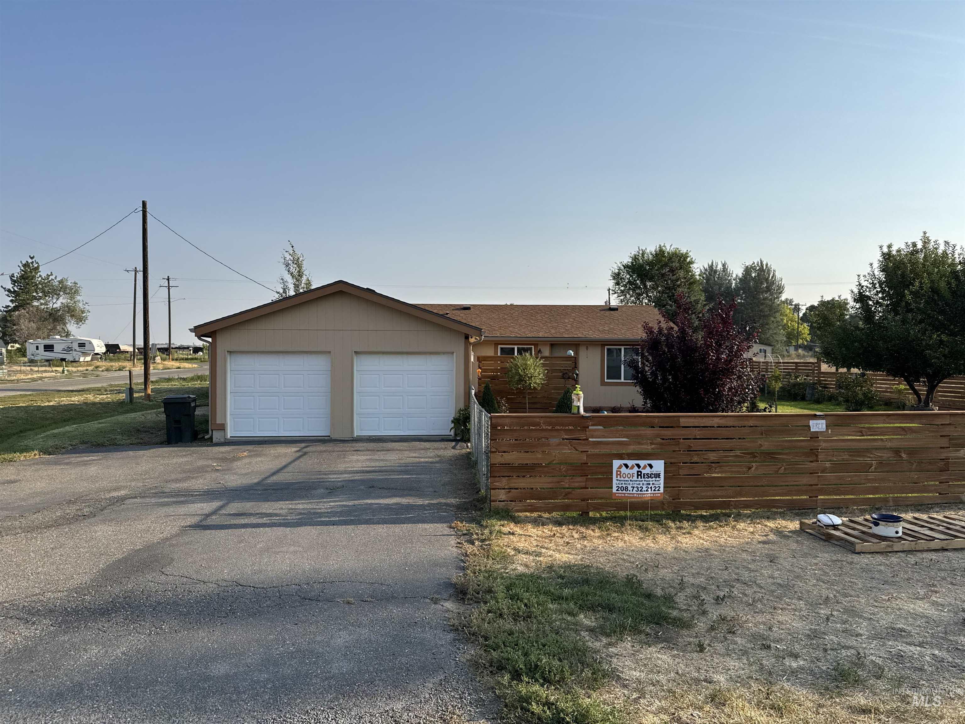 290 W Elmore, Richfield, Idaho 83349, 3 Bedrooms, 2 Bathrooms, Residential For Sale, Price $425,000, 98996465